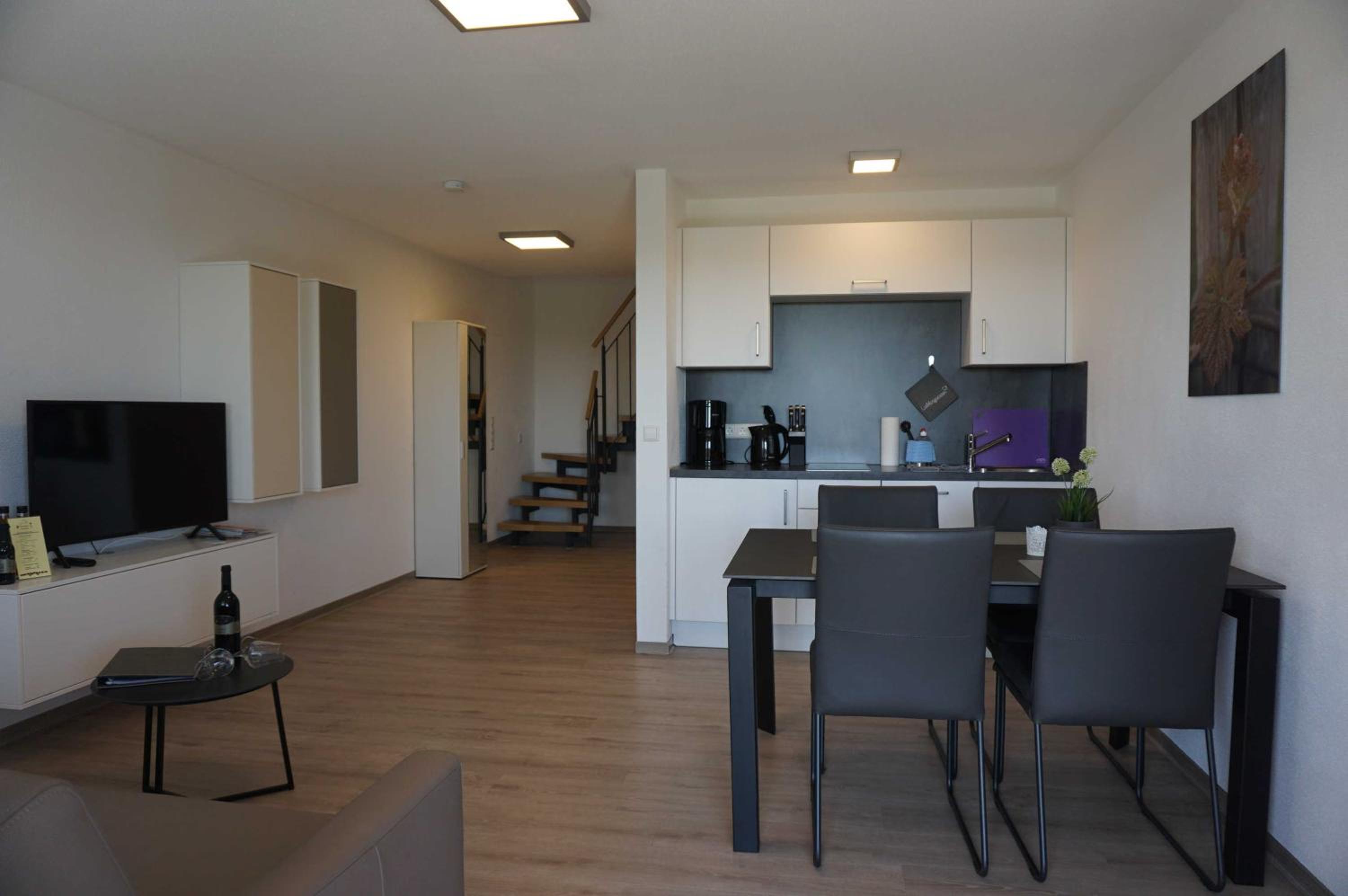 Two-Bedroom Apartment with Shower  photo 3