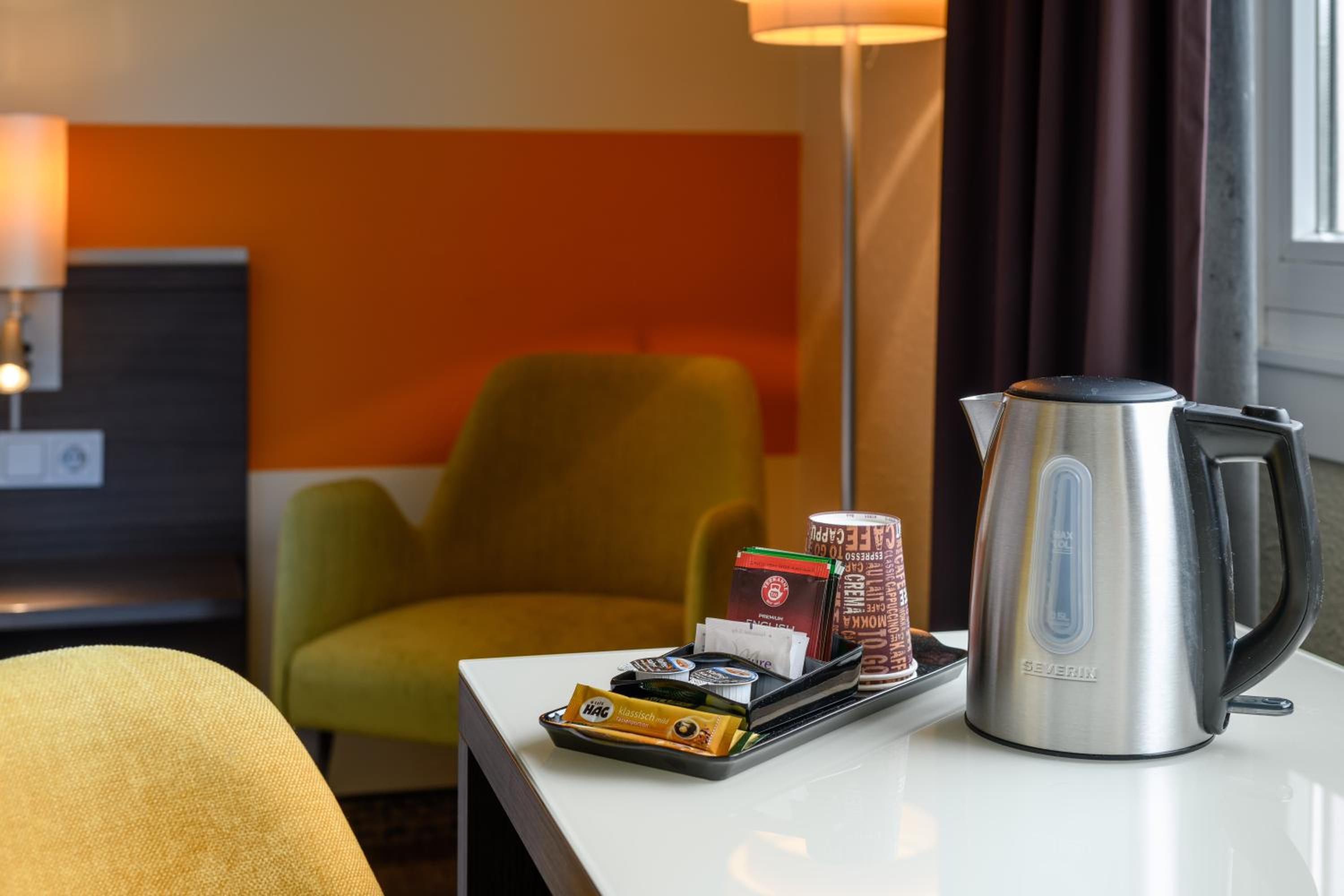 Standard Double Room - Photo 8