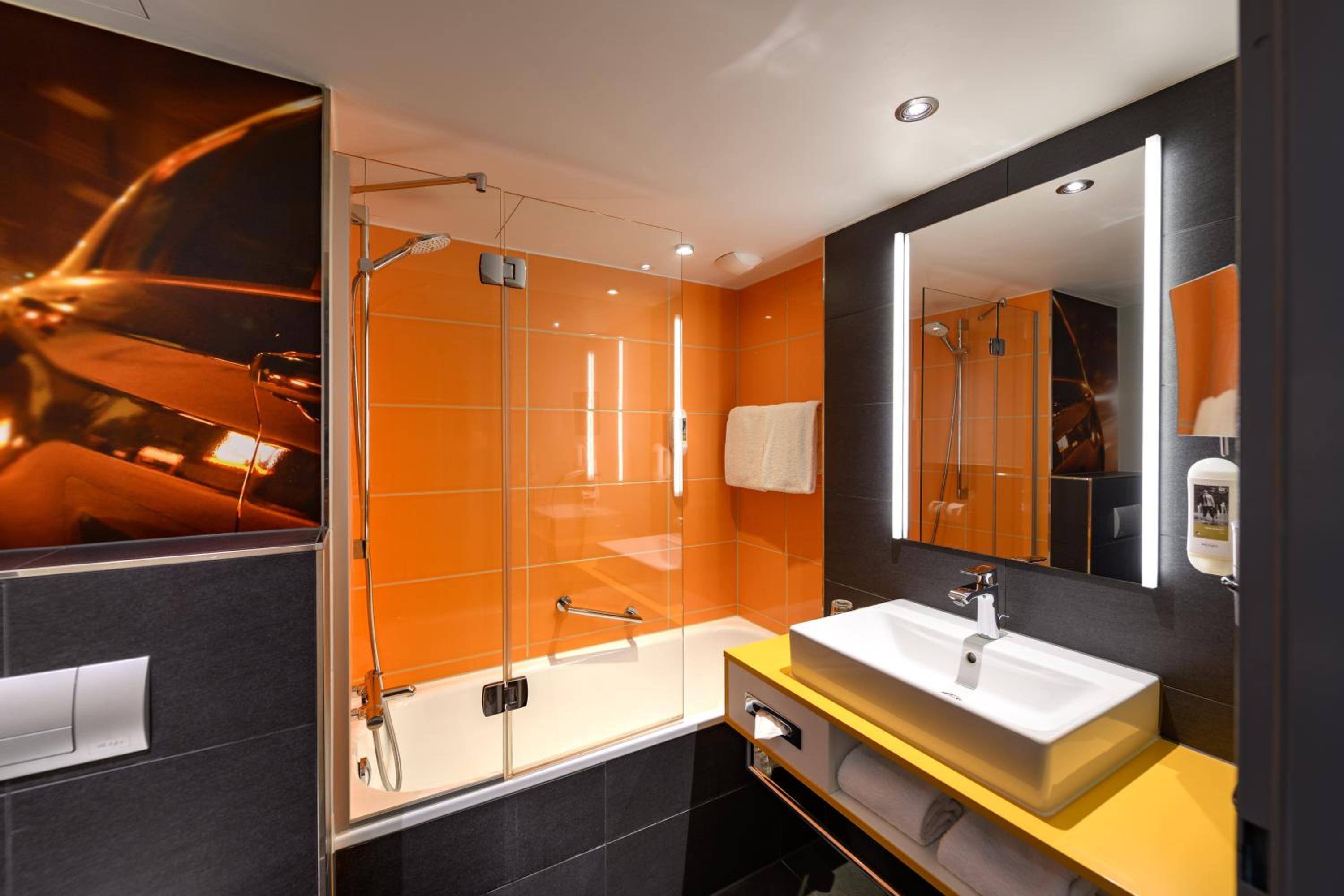 Standard Double Room - Photo 3