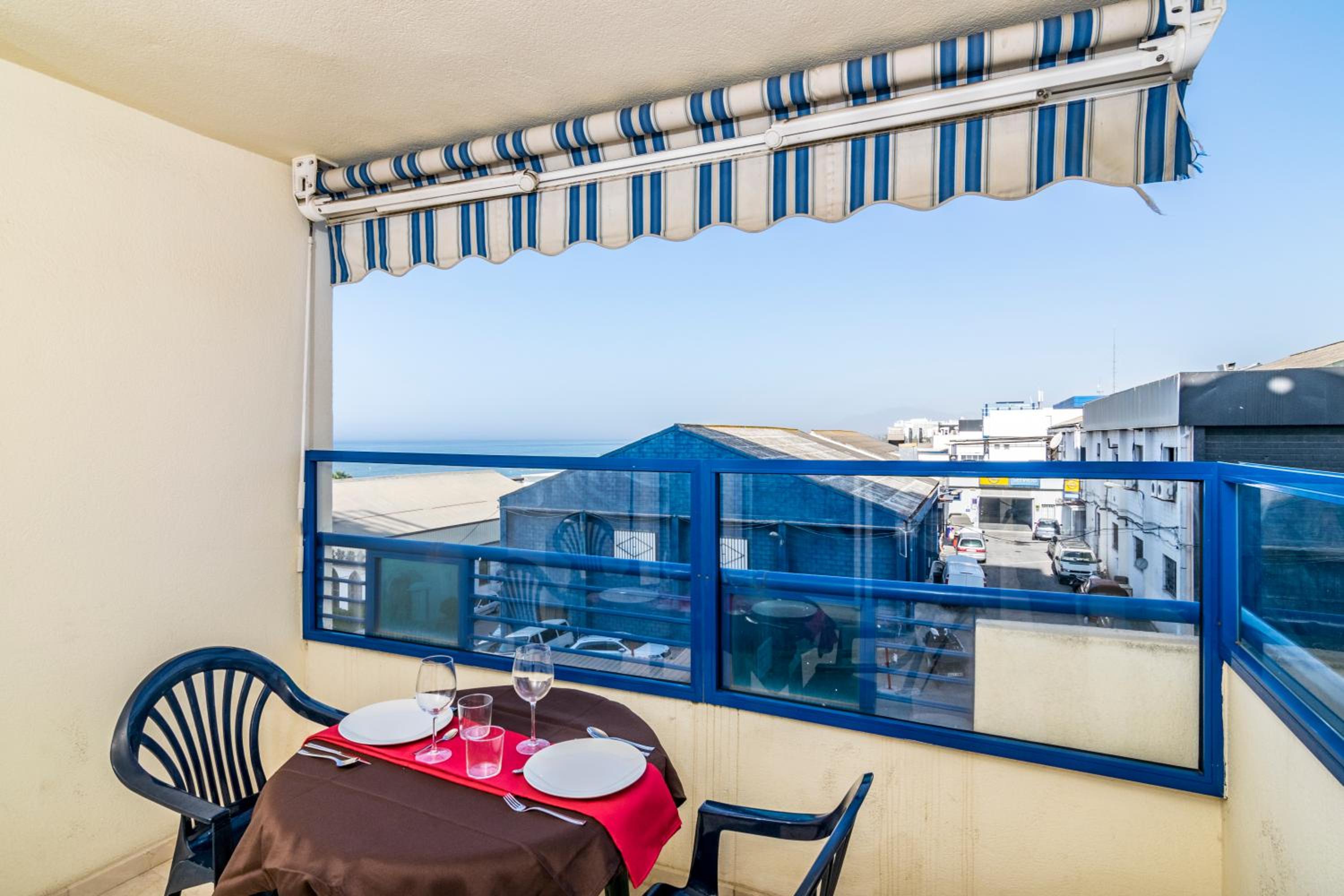 Two-Bedroom Apartment with Lateral Sea View thumbnail 6