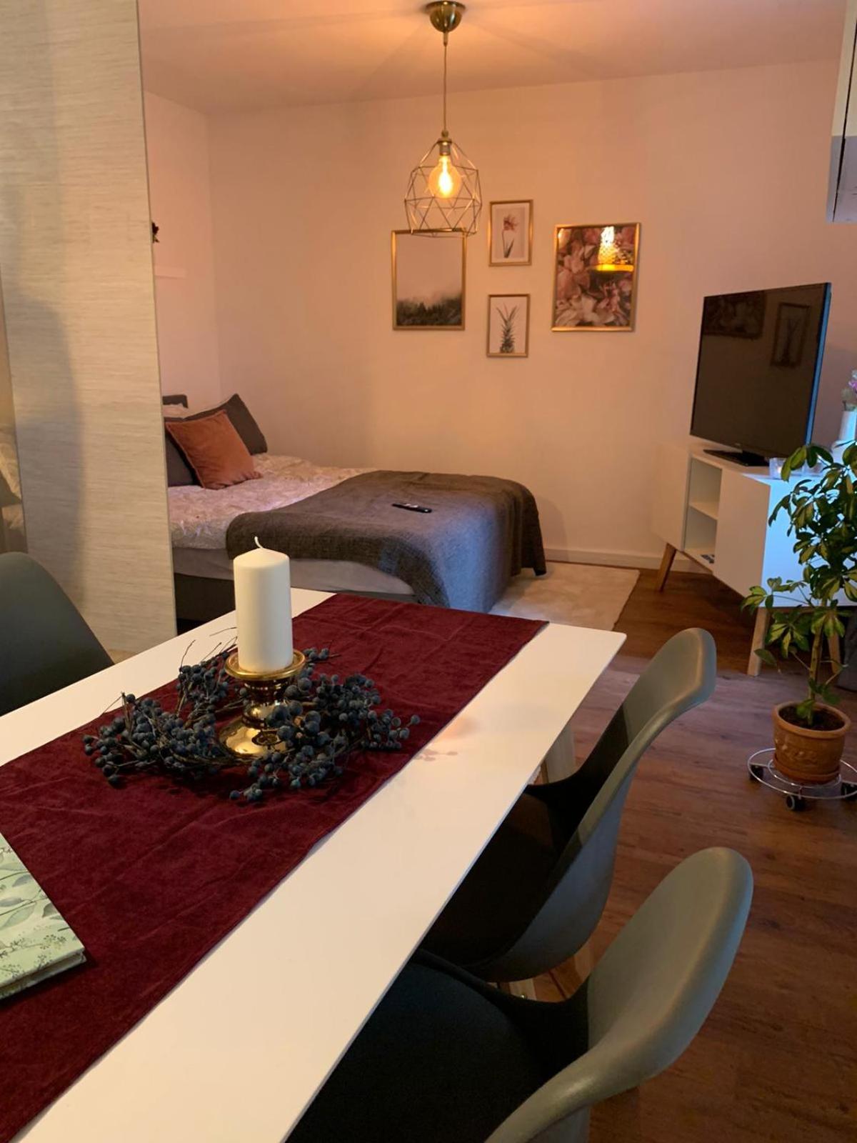 One-Bedroom Apartment photo 1
