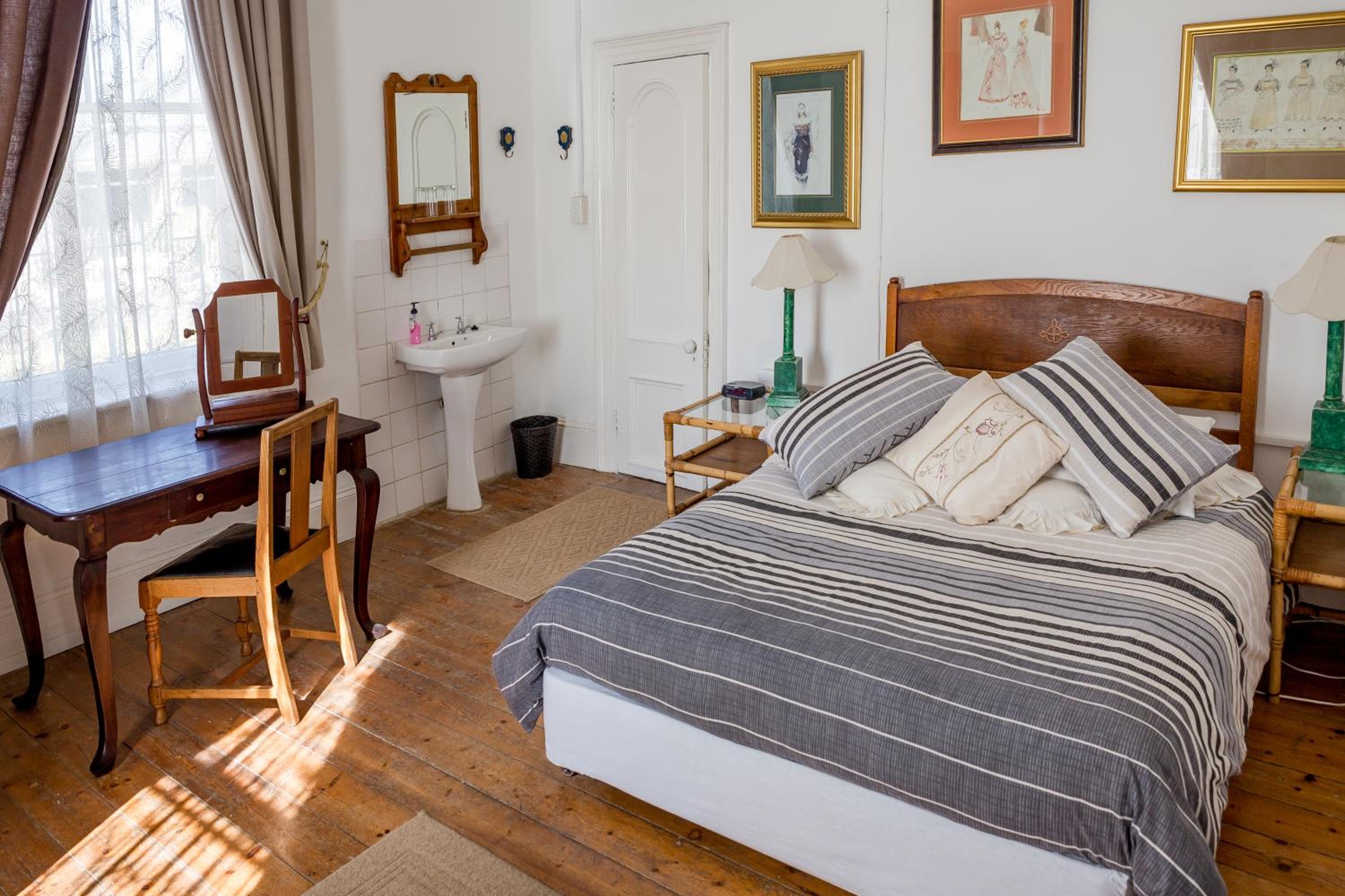 Standard Double Room photo 1