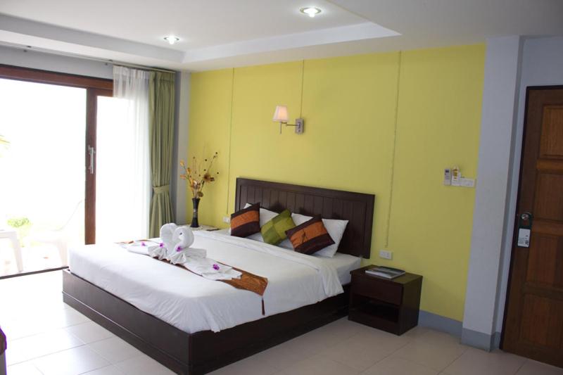 Deluxe Double or Twin Room with Sea View photo 2