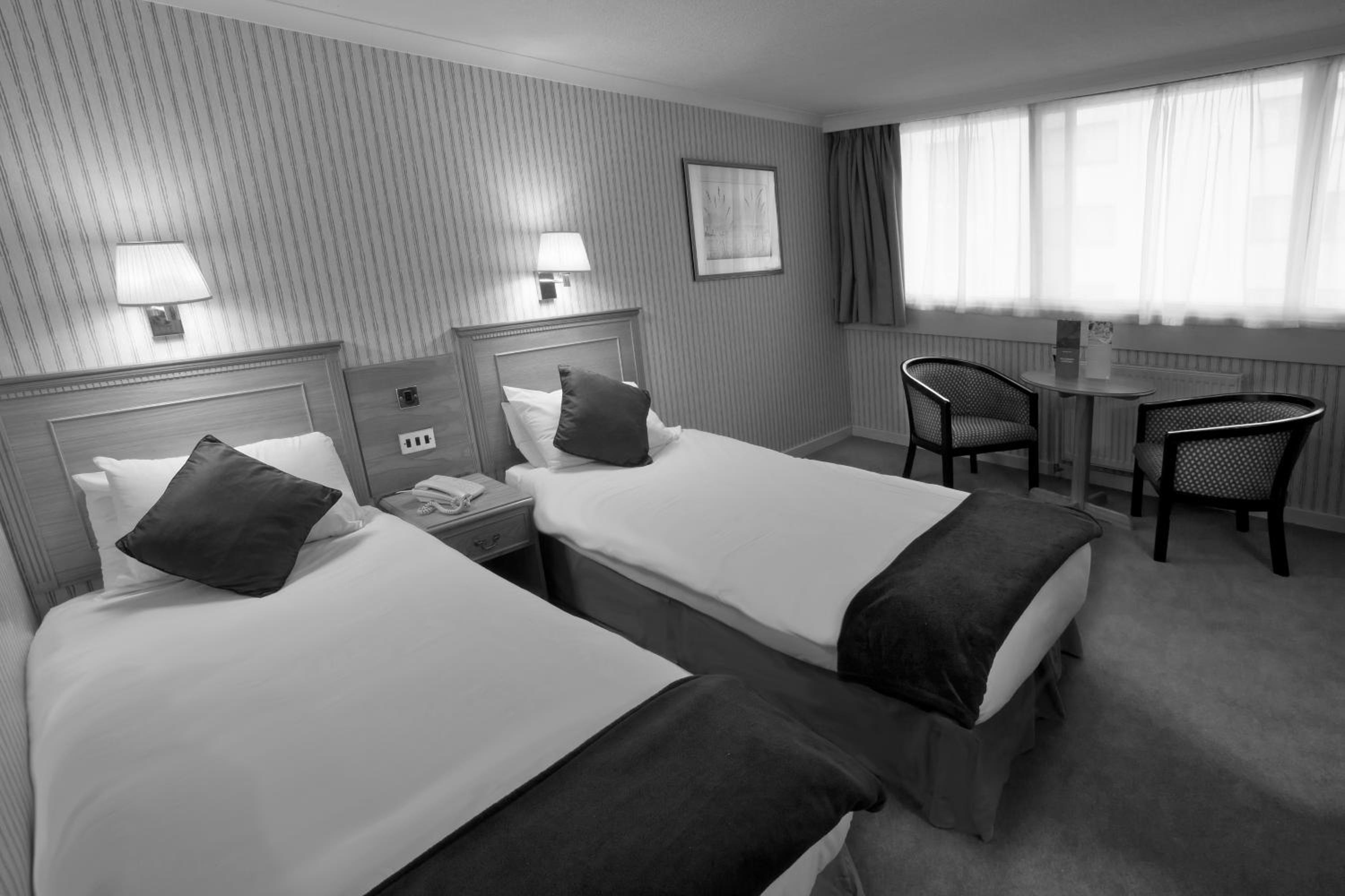 Superior Twin Room - Photo 4