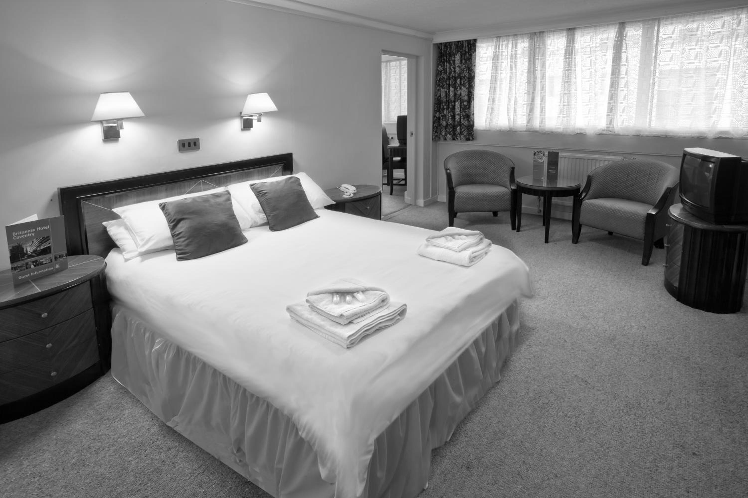 Double Room - Photo 15