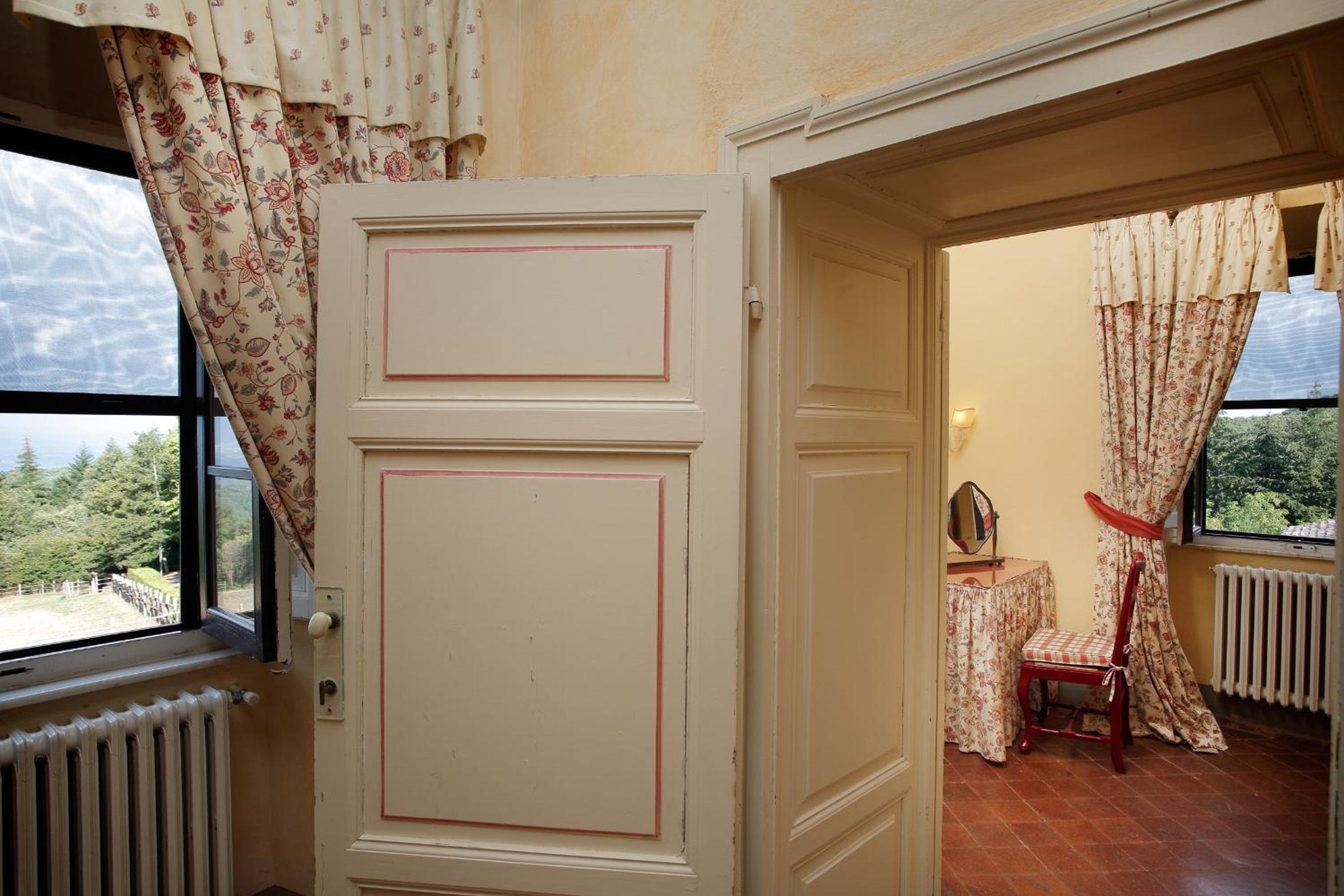 Superior Double Room - Photo 12
