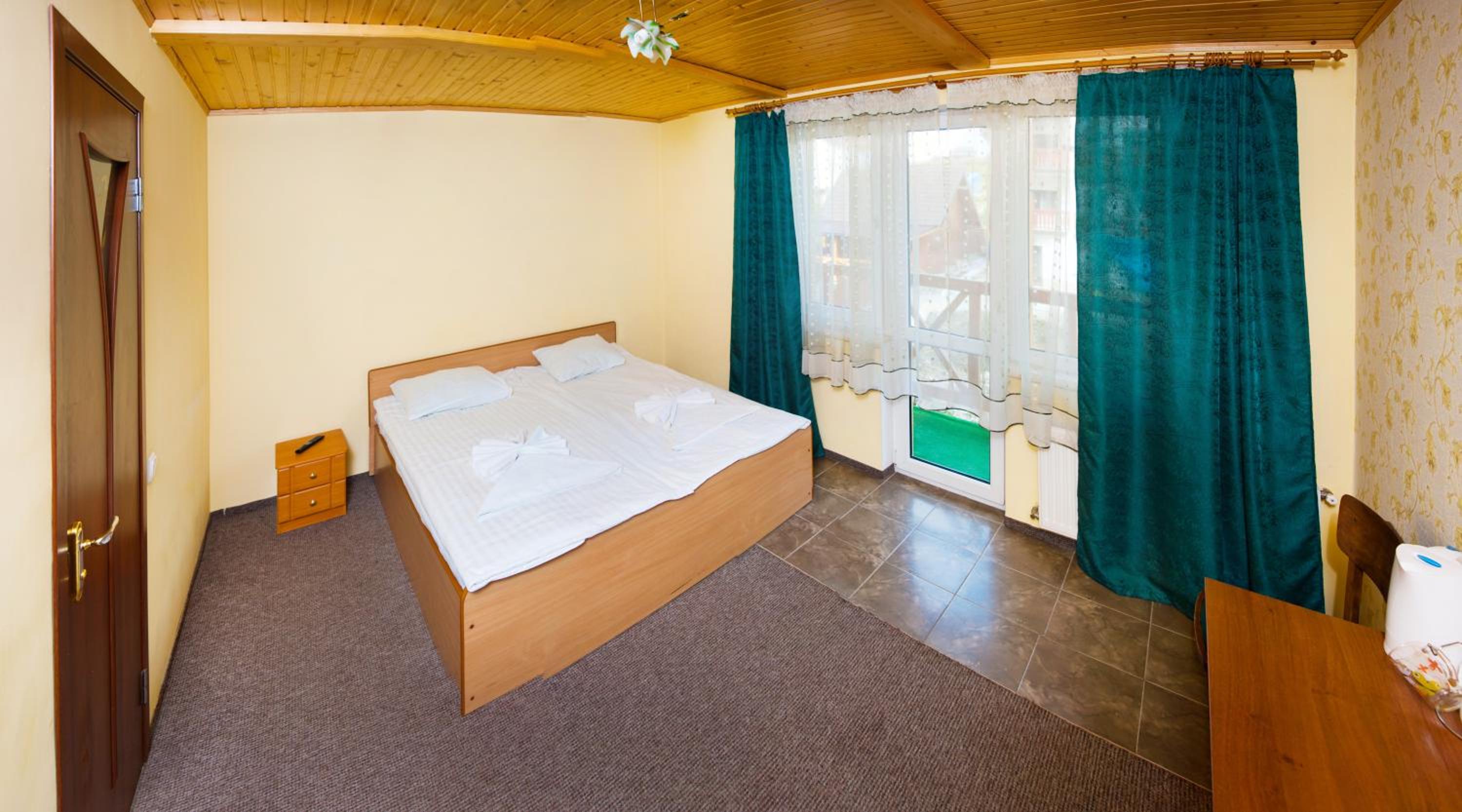 Budget Double Room photo 2