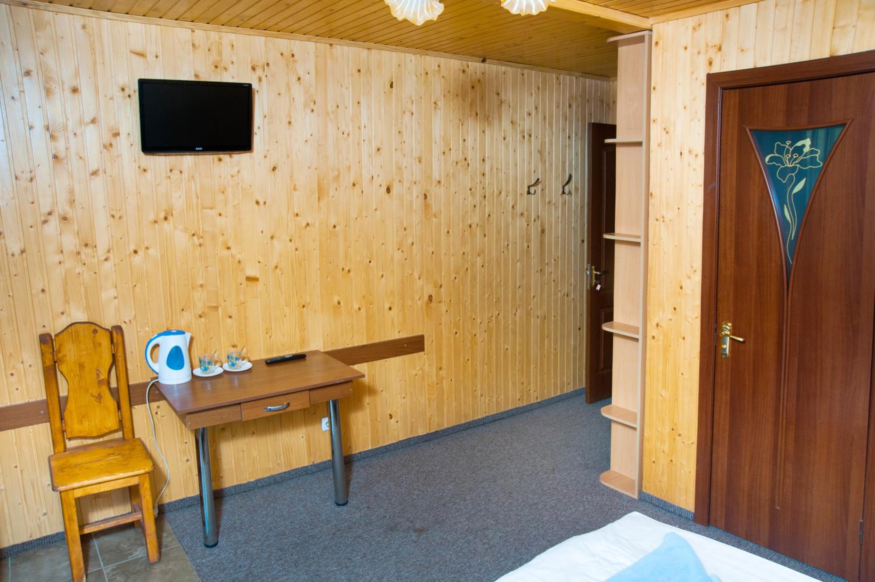 Budget Twin Room photo 2