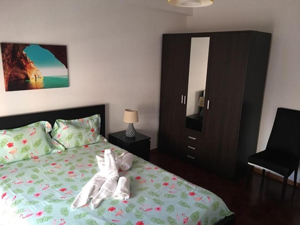 Three-Bedroom Apartment - Photo 12