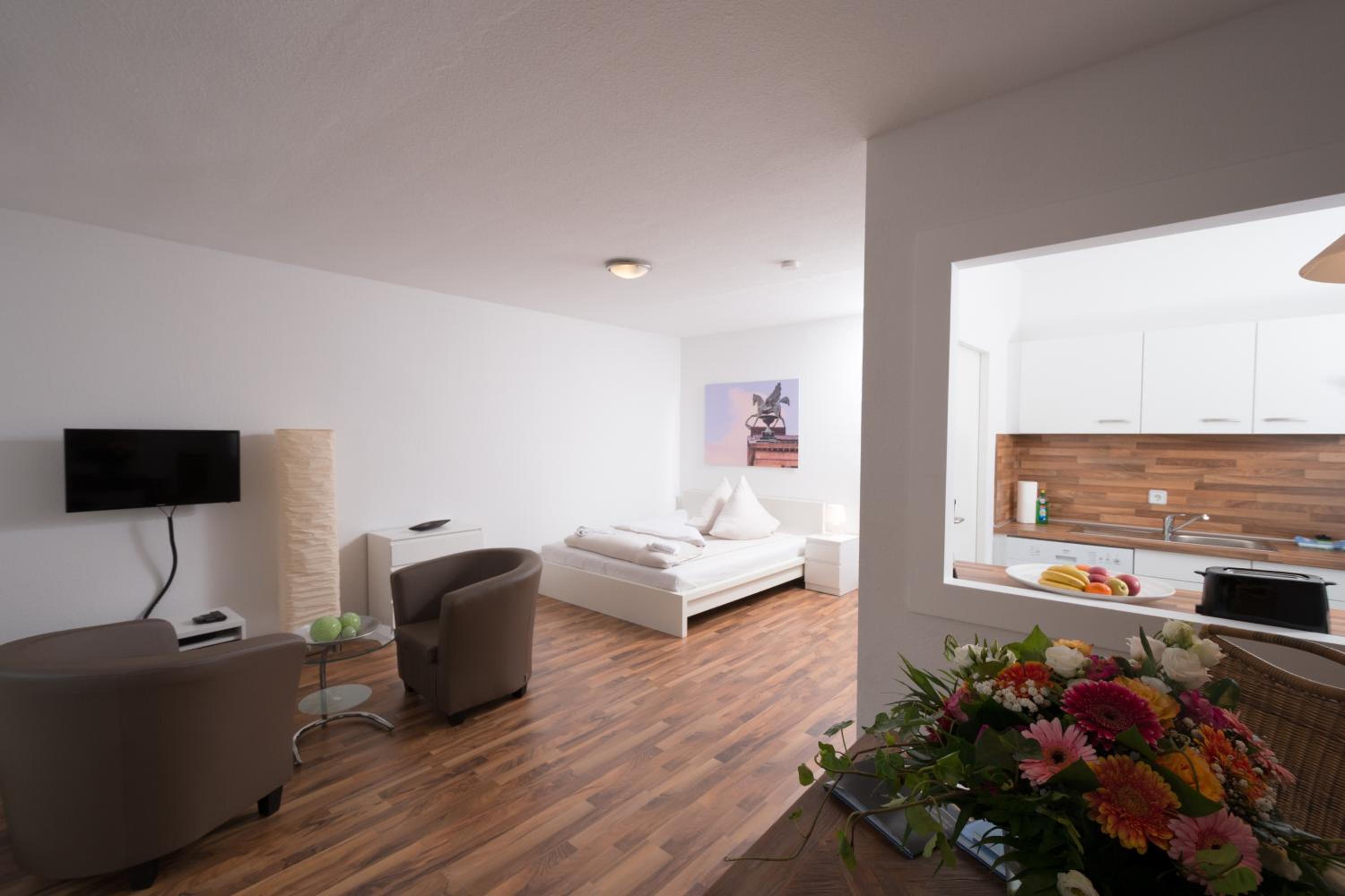 Studio Apartment