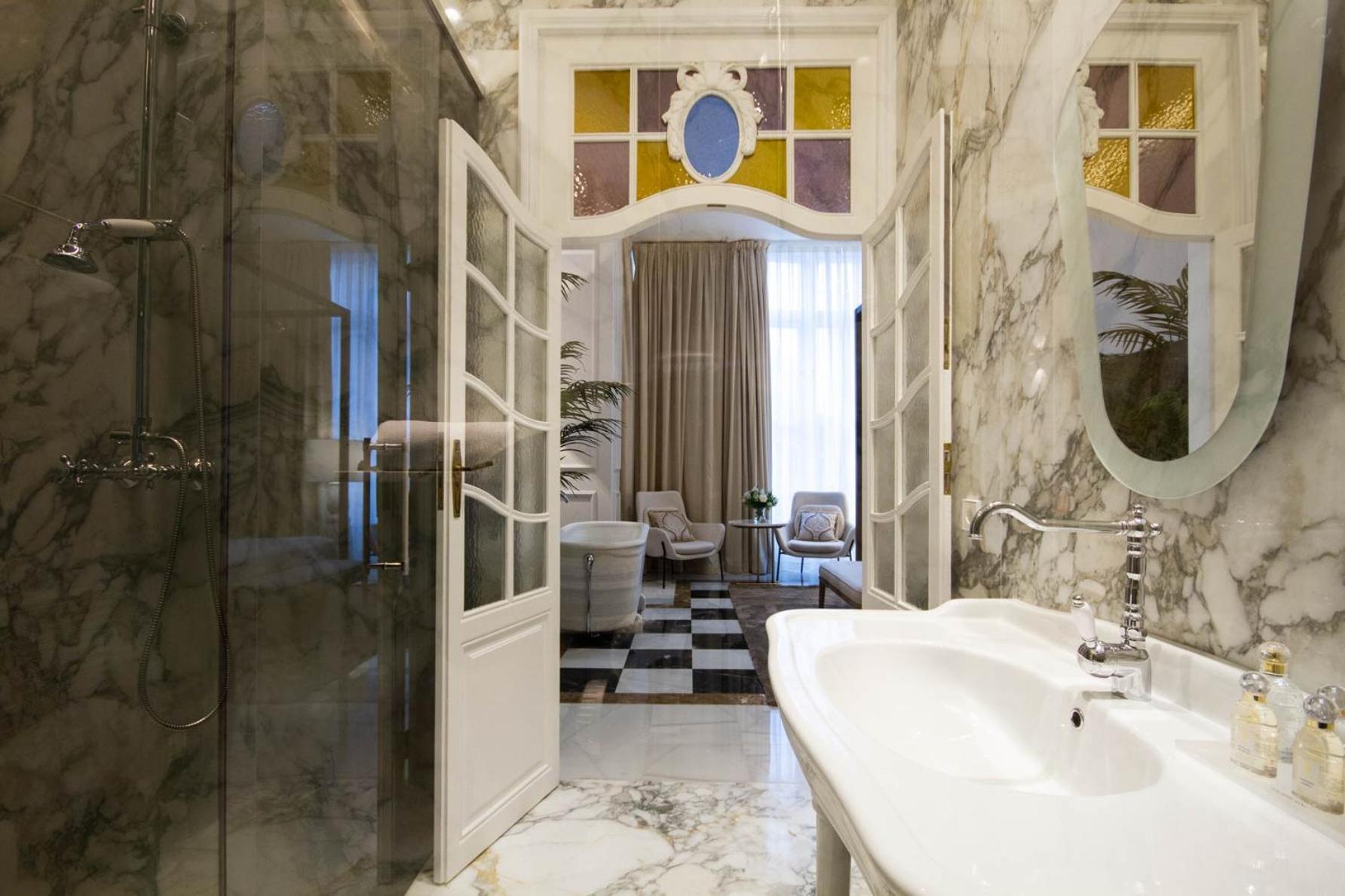 Presidential Suite photo 3