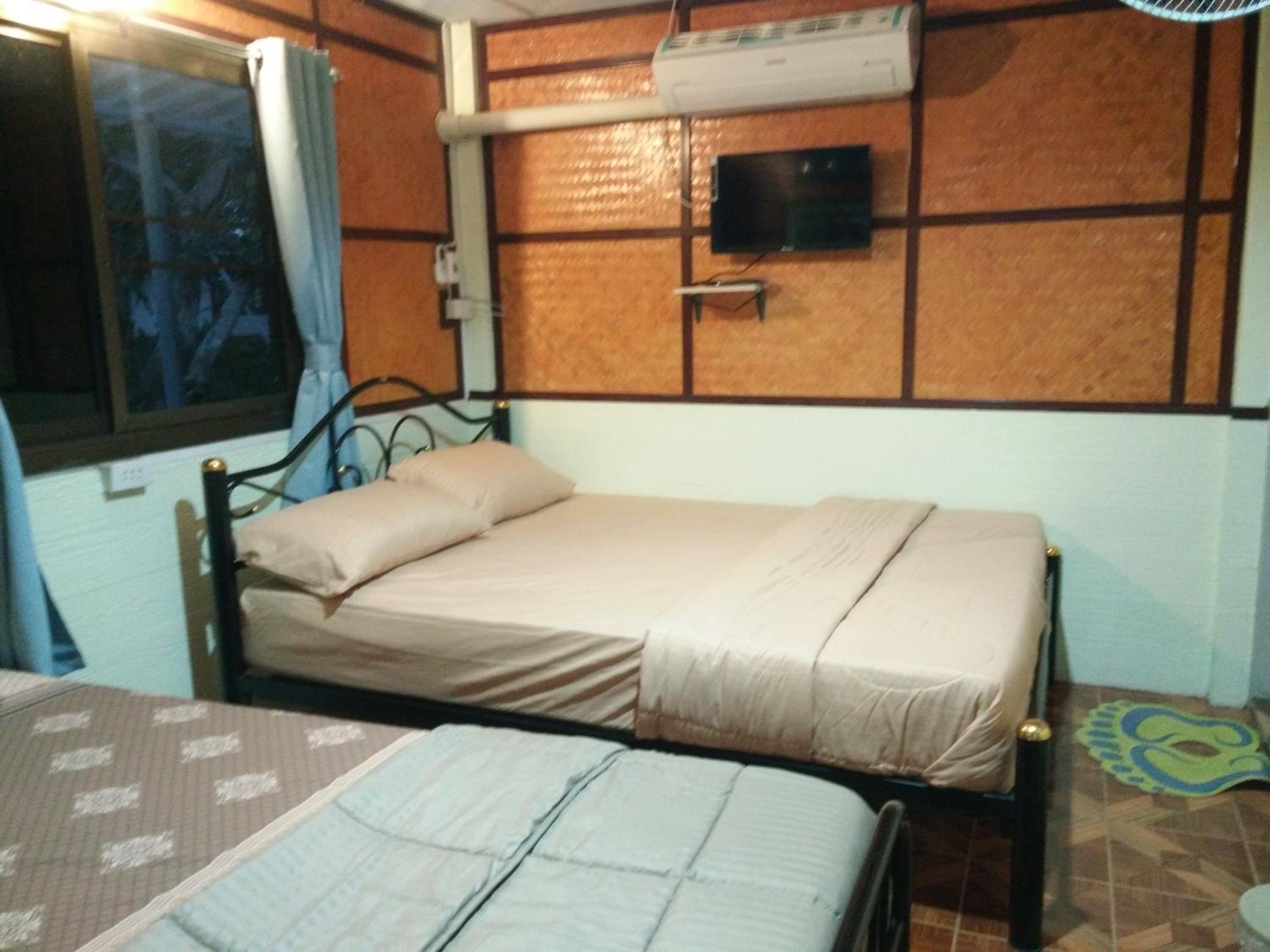 Twin Room with Garden View - Photo 7