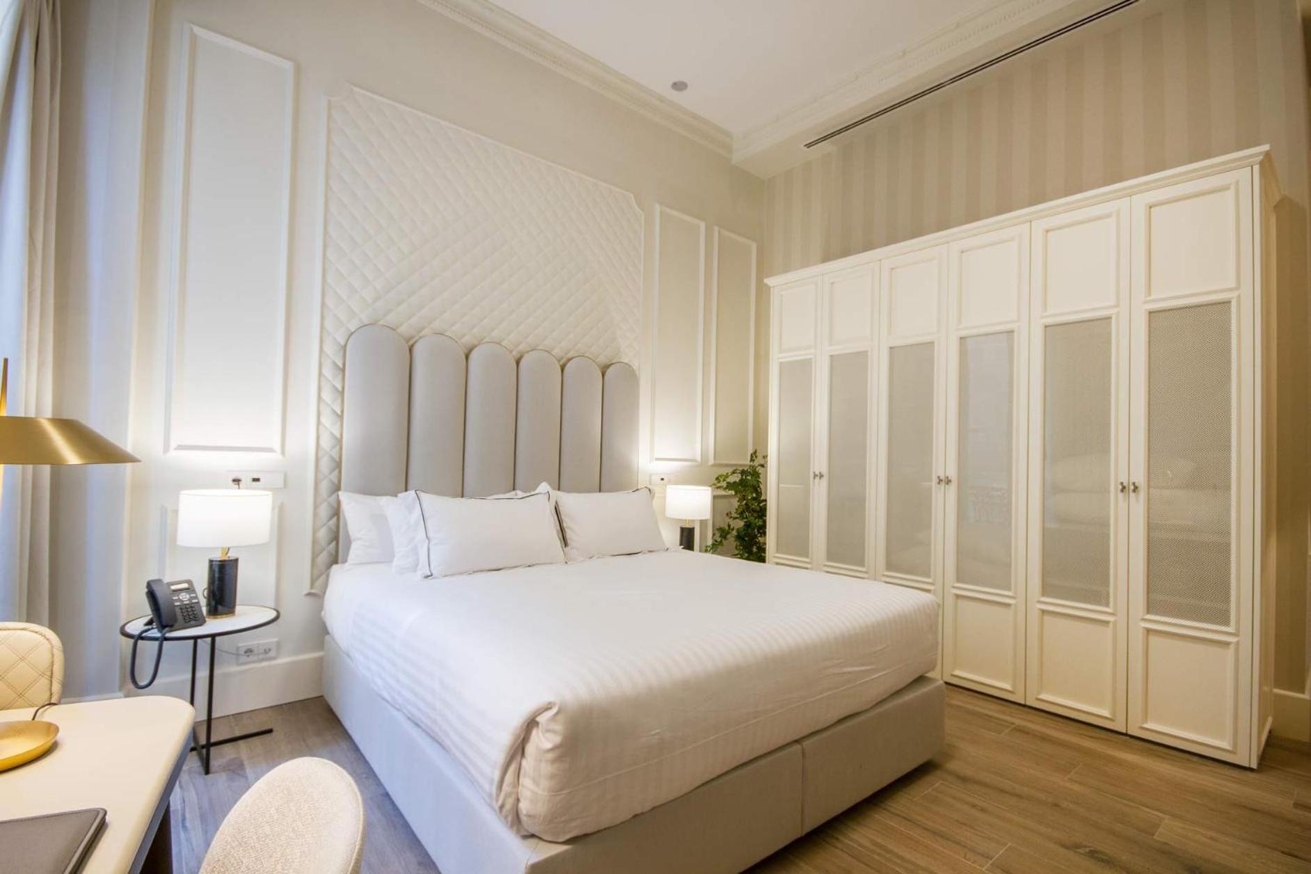 Double Room - Photo 4