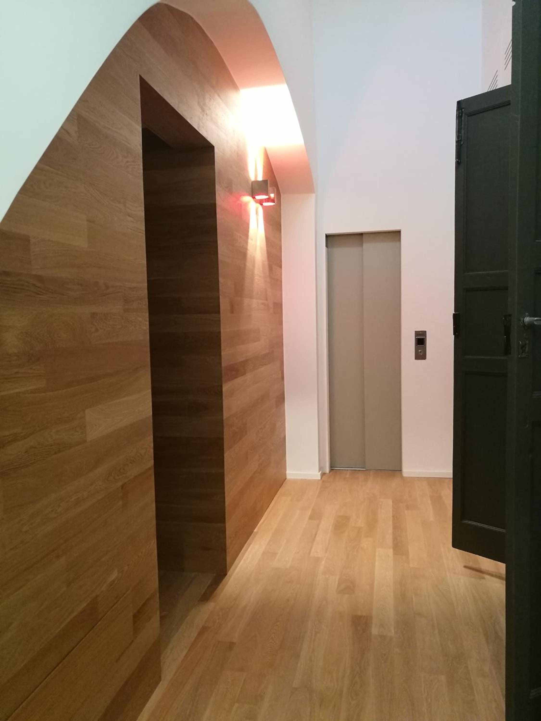 Suite with Spa Access - Photo 15