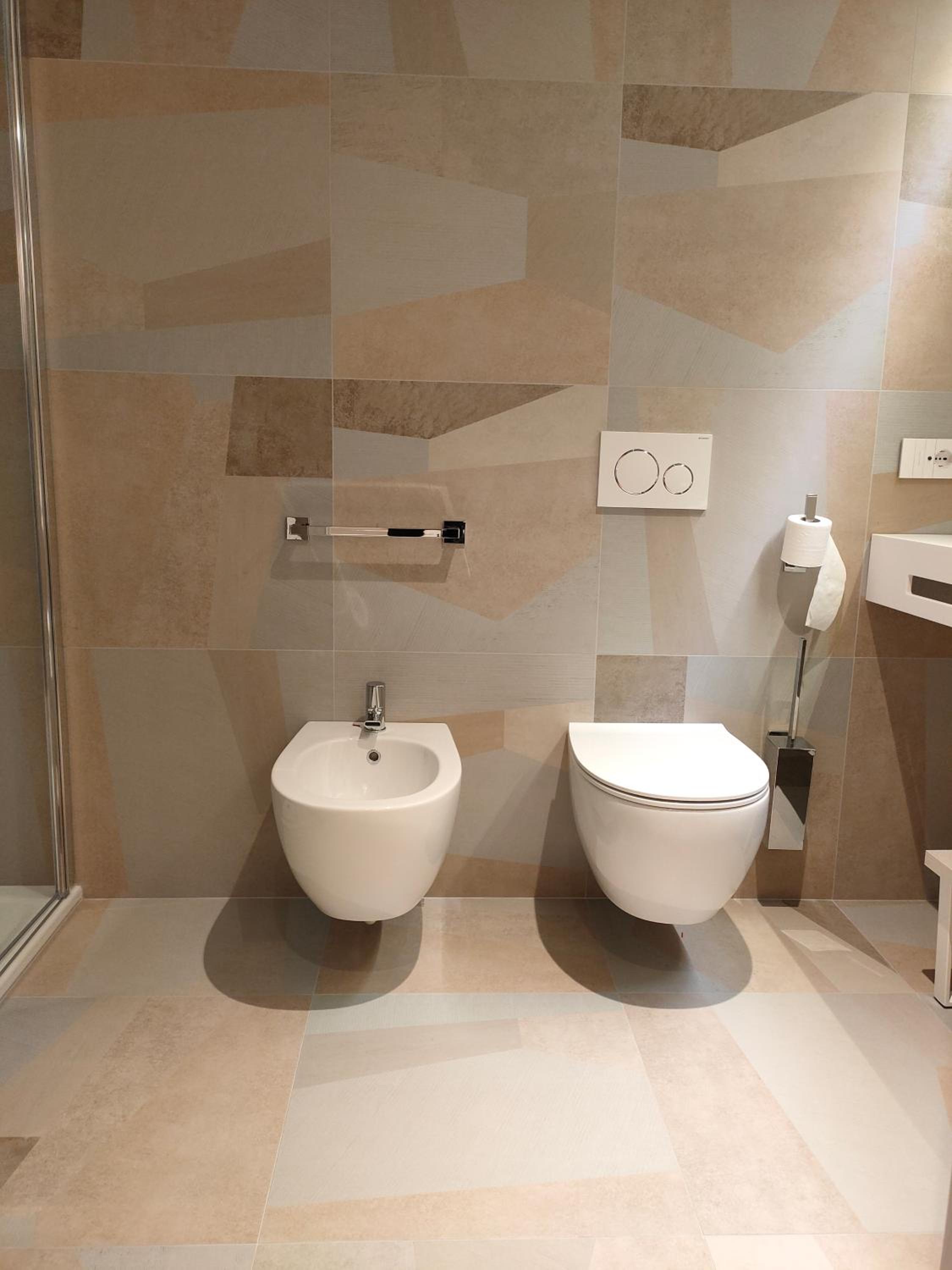 Double or Twin Room - Photo 4