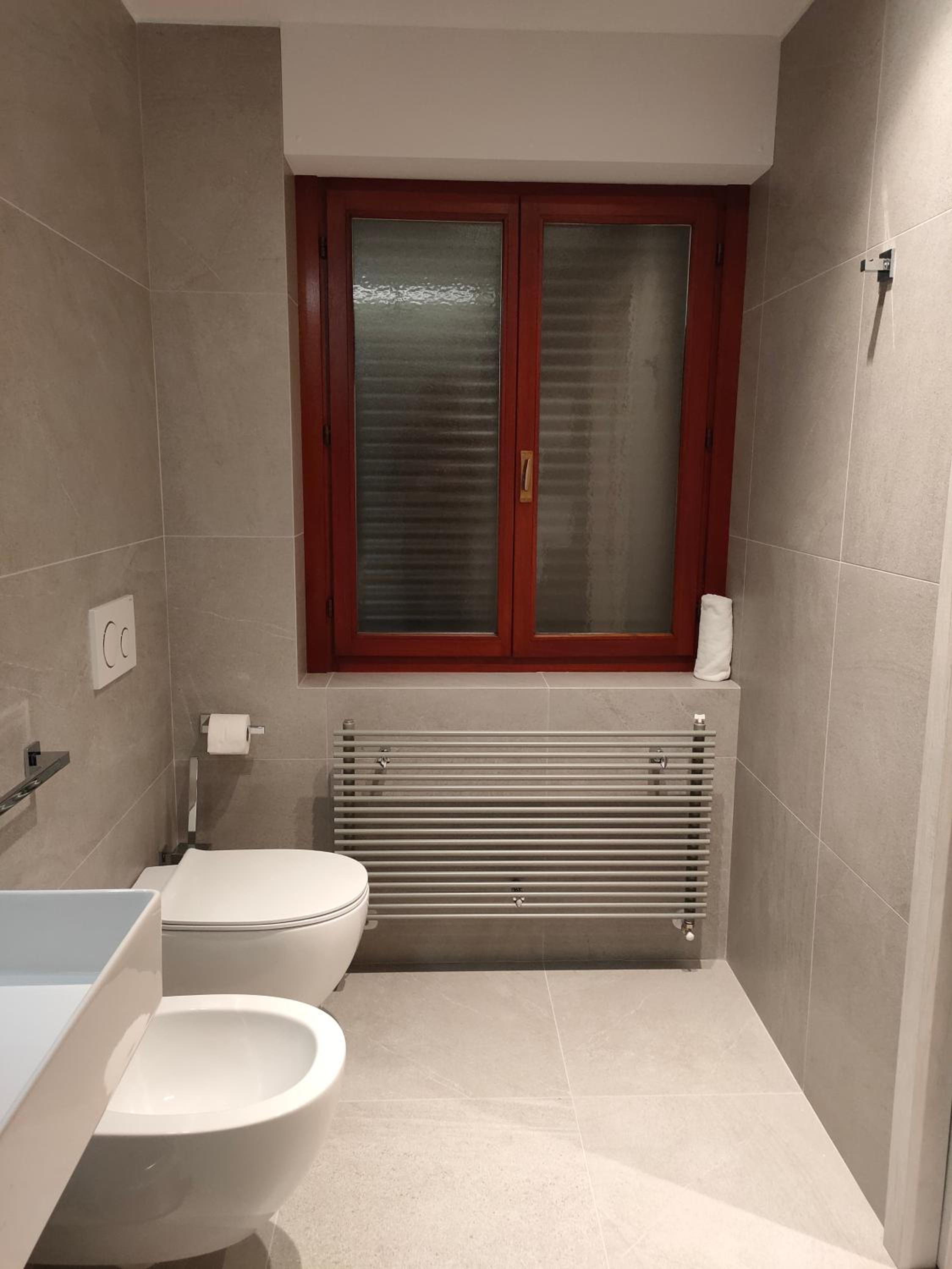 Double or Twin Room - Photo 13