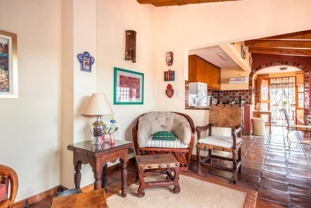 One-Bedroom Apartment - Photo 9