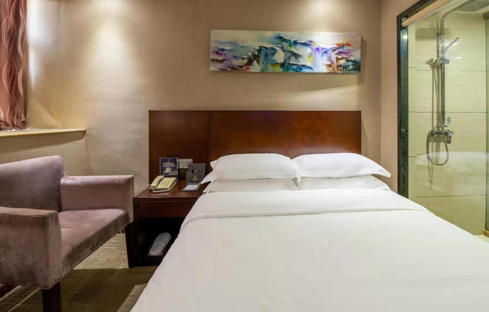 Superior Queen Room photo 3