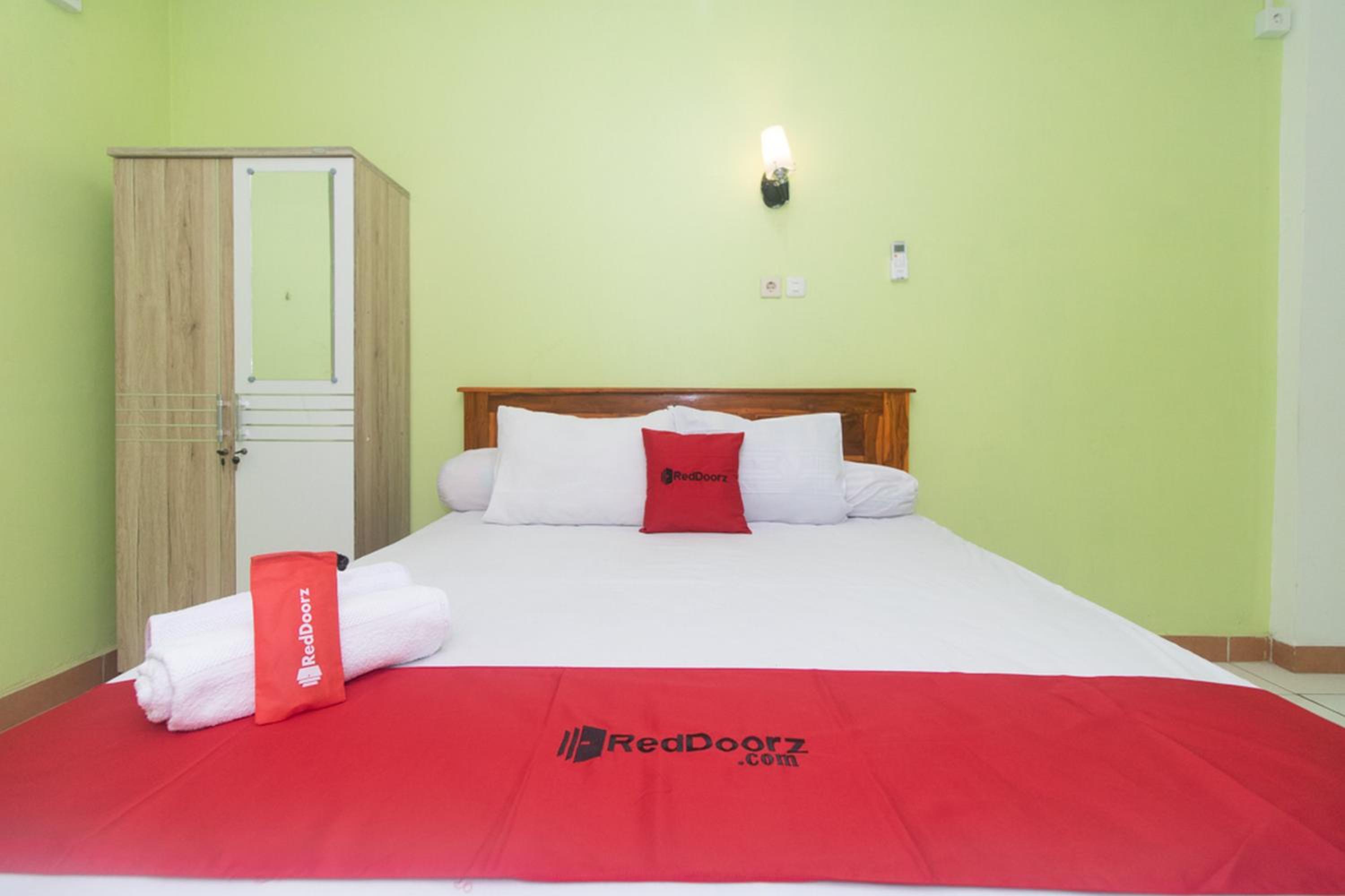 Double Room - Photo 7