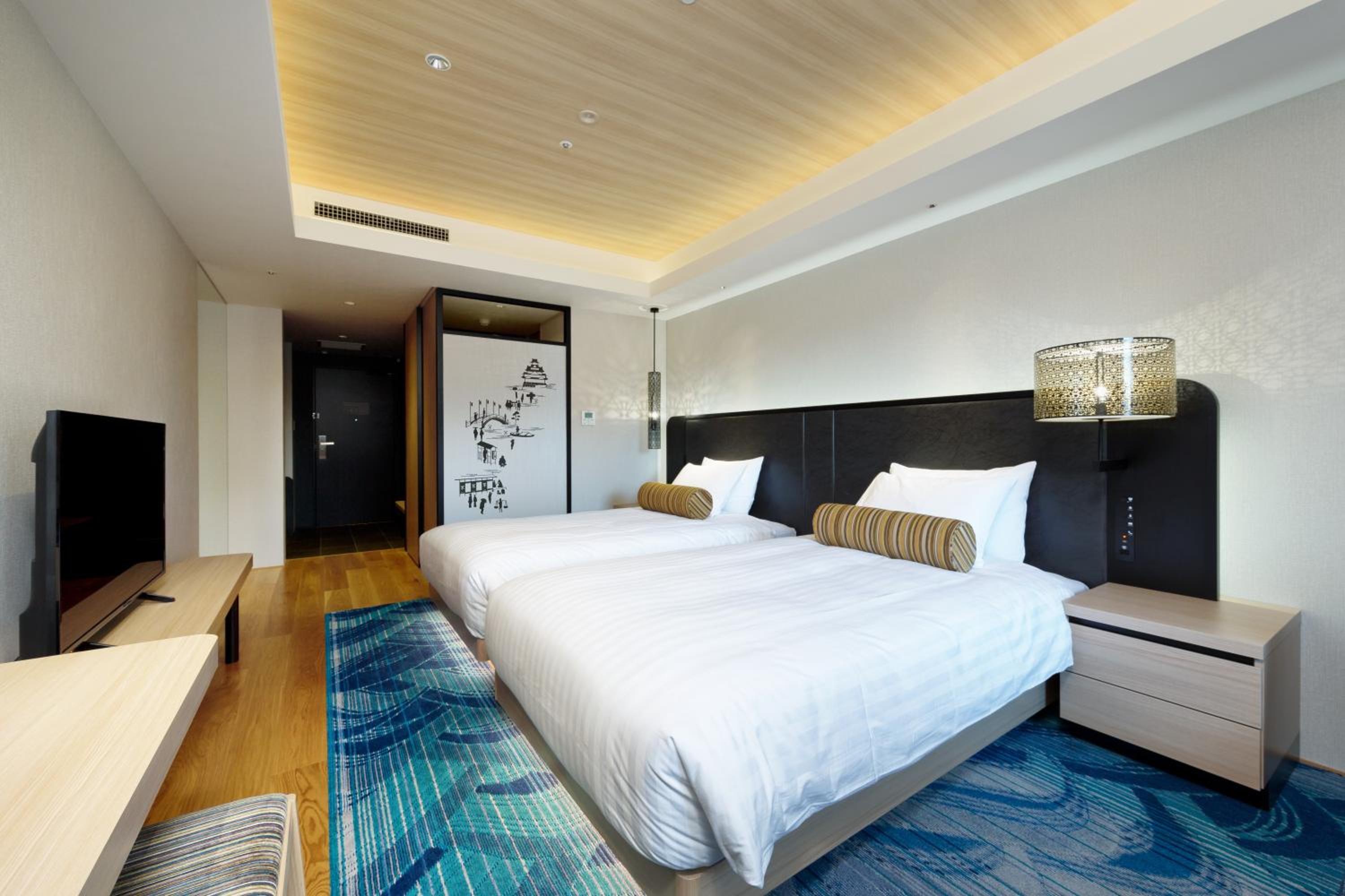 Superior Twin Room with Temple View - Non-Smoking photo 3