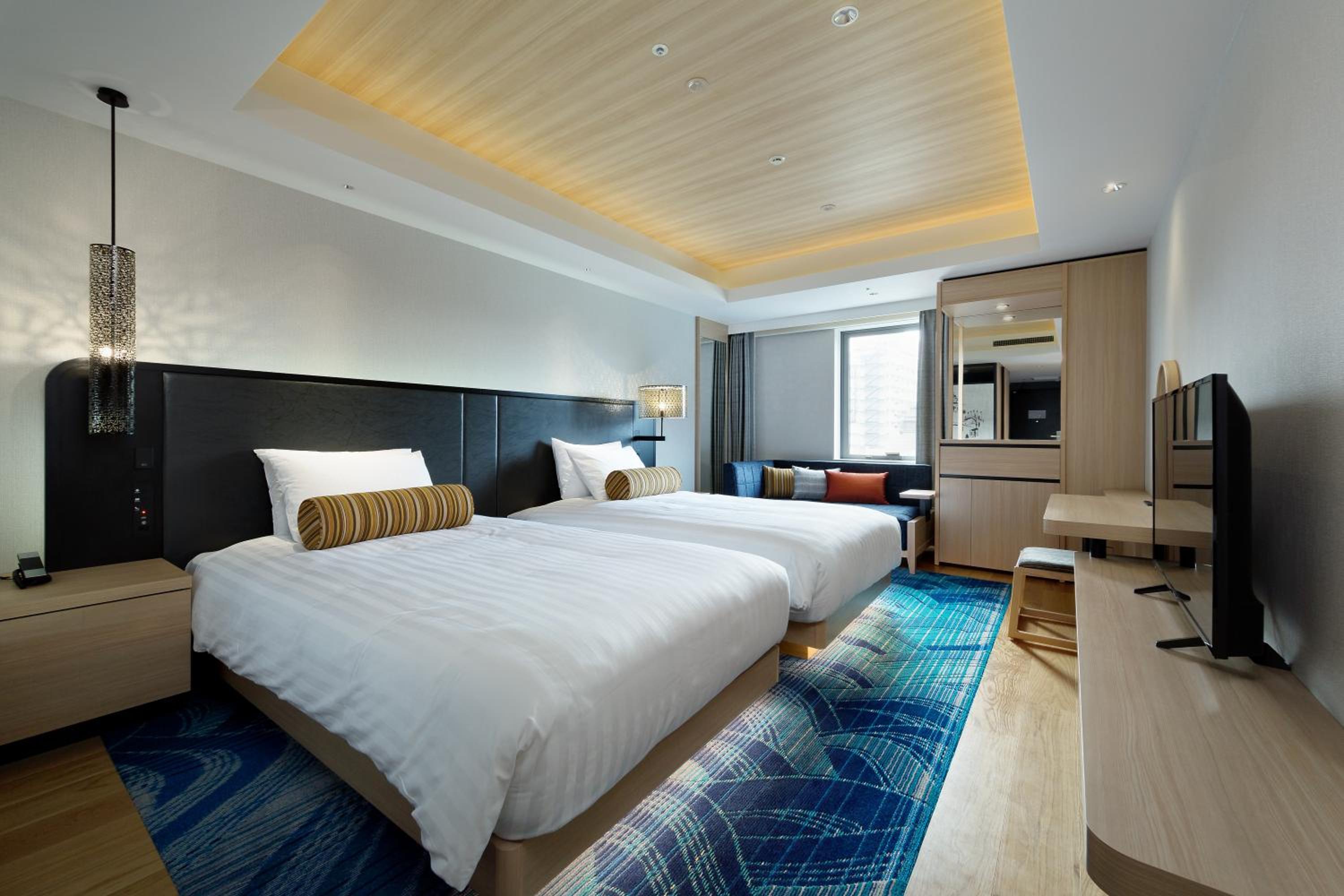 Superior Twin Room with Temple View - Non-Smoking photo 1