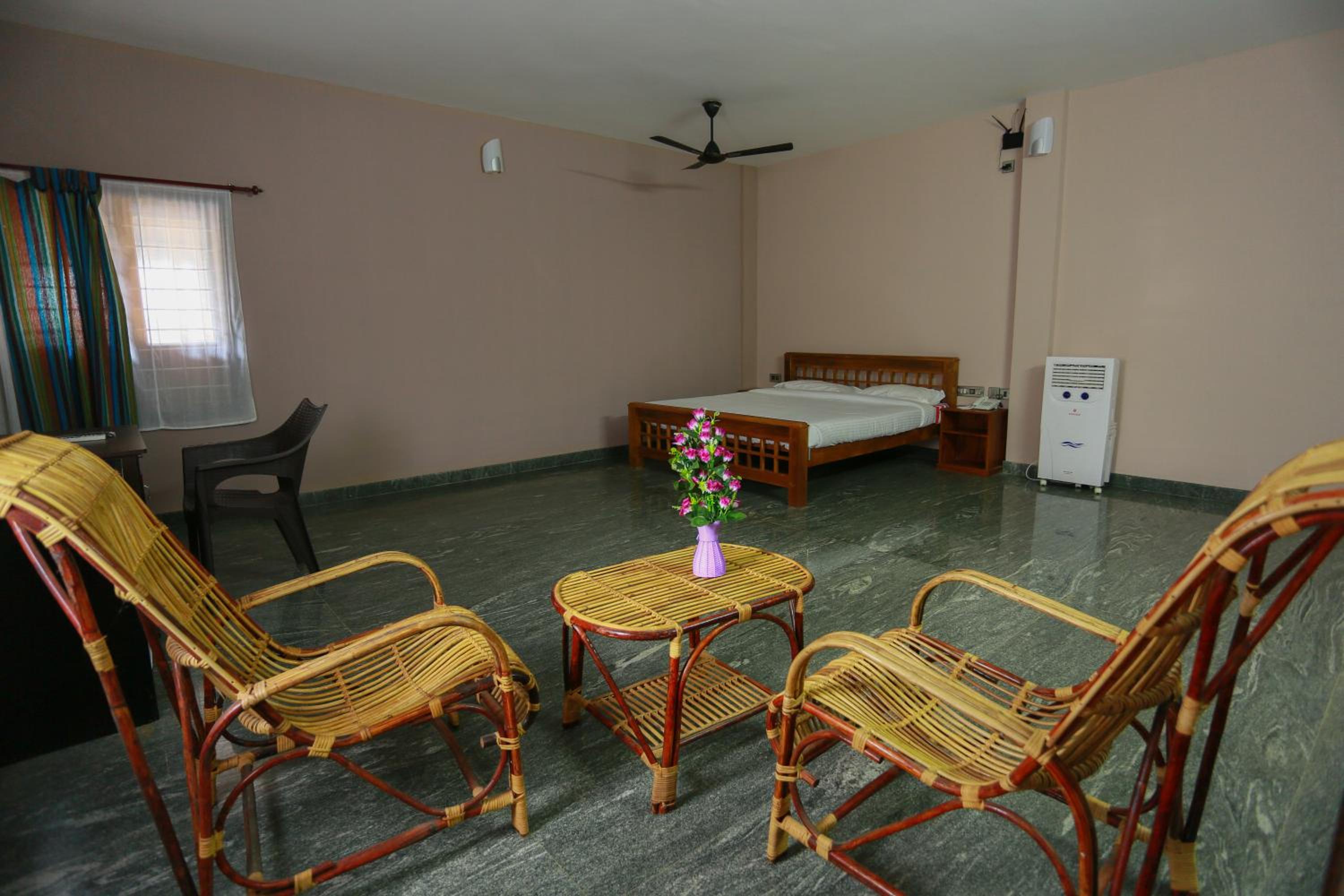 Superior King Room - Photo 1