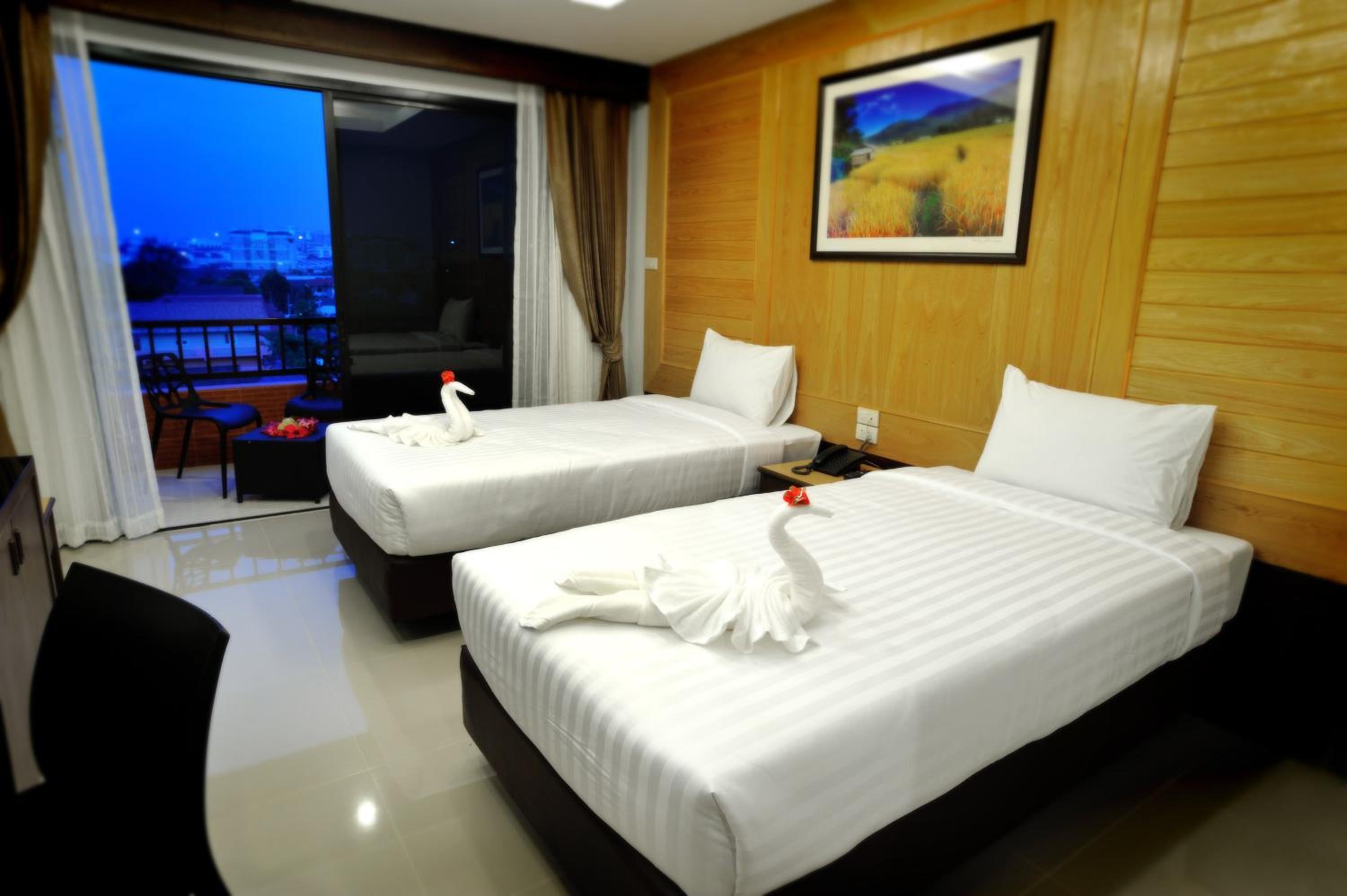 Deluxe Twin Room