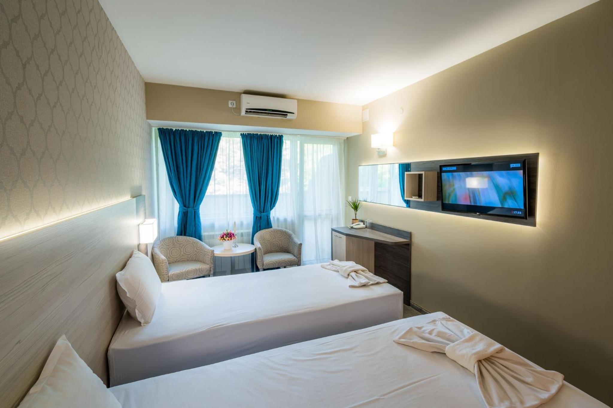 Twin Room with Balcony