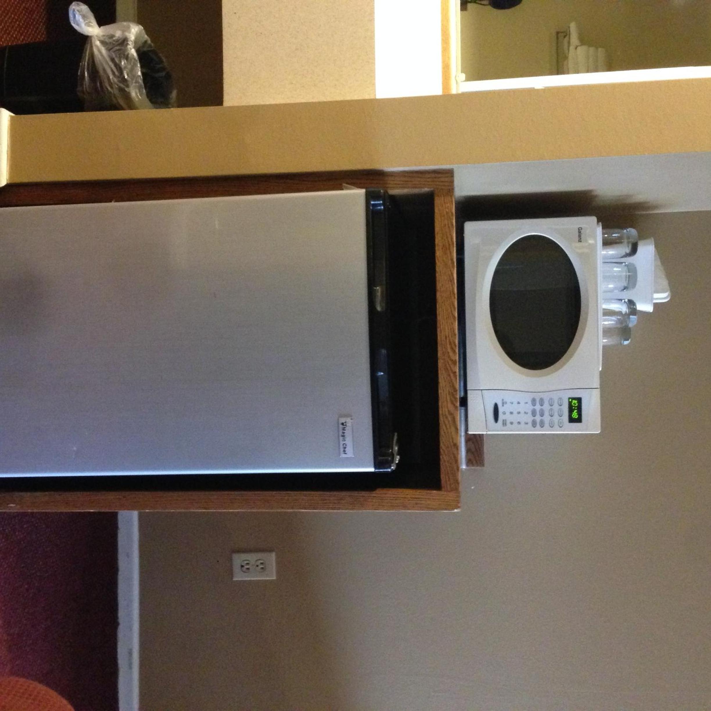 King Room - Non-Smoking photo 2