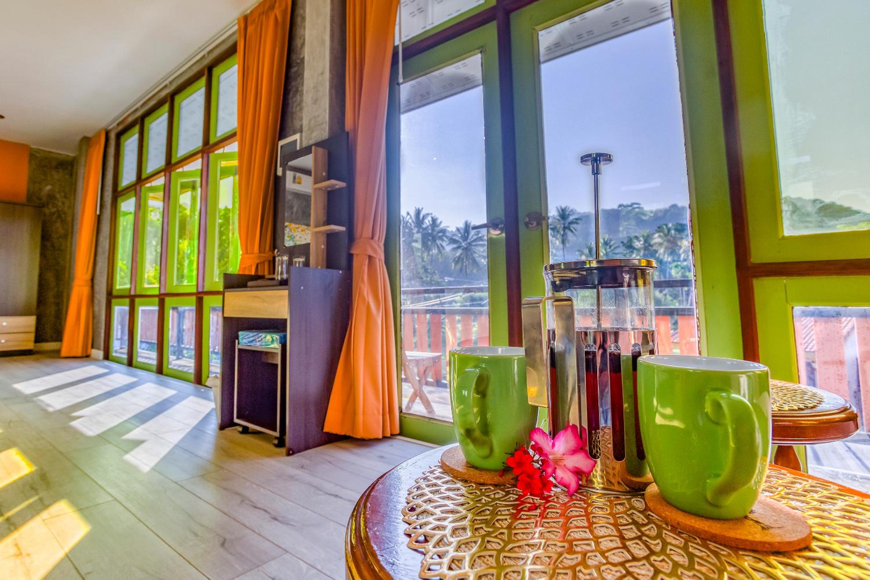Suite with Mountain View - Photo 7
