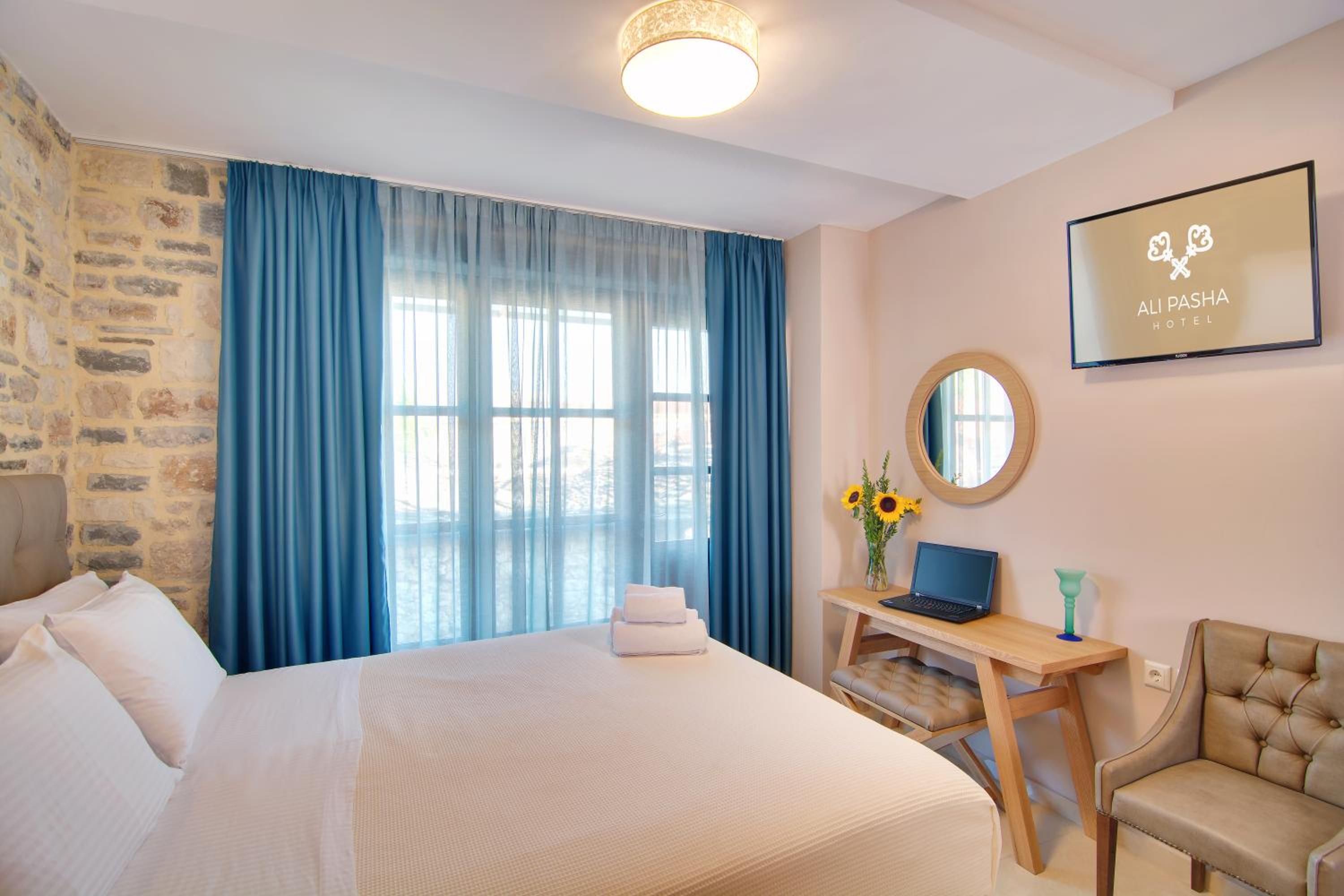 Deluxe Double Room photo 3