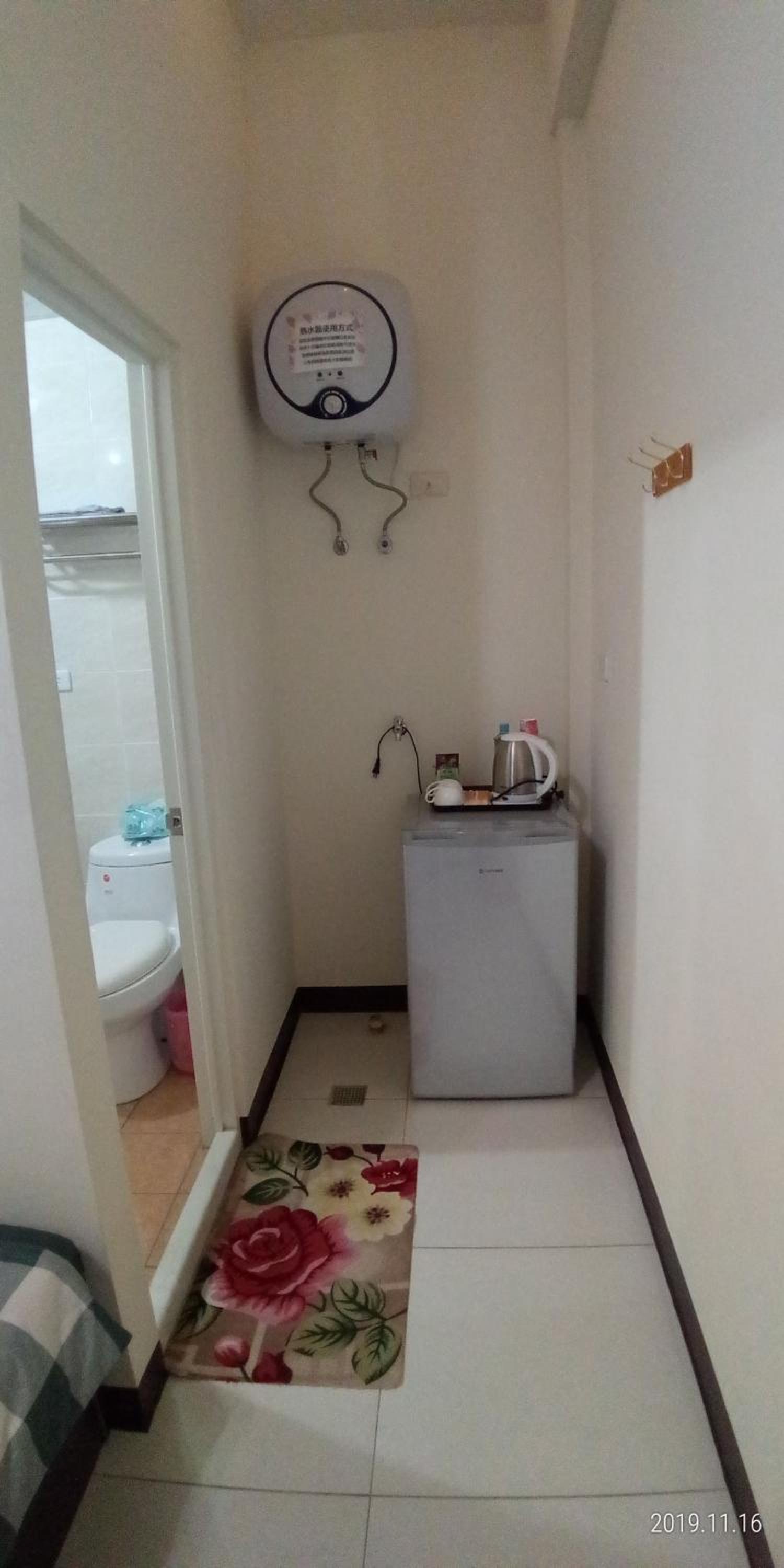 Triple Room with Private Bathroom photo 2