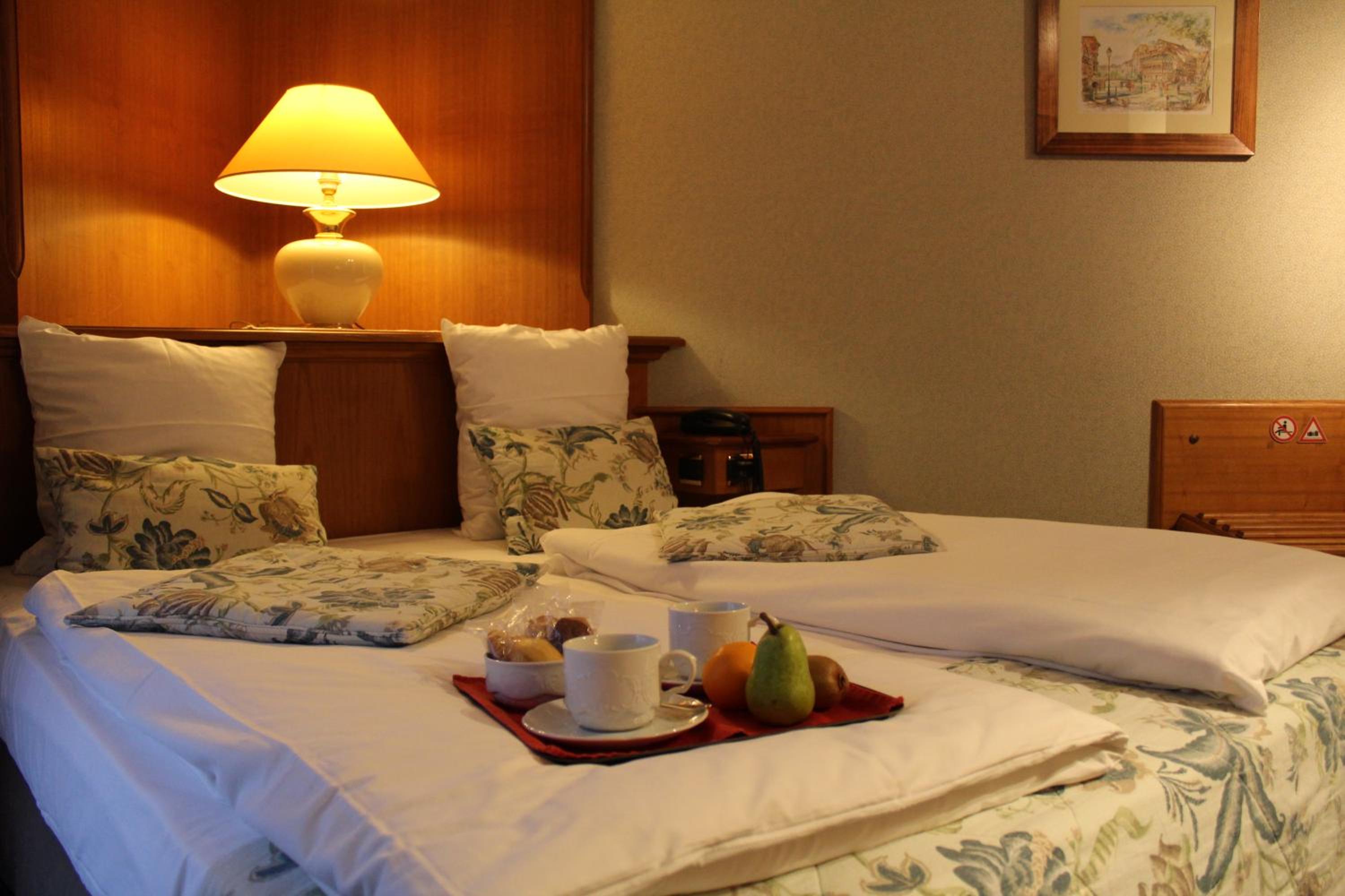 Double Room - Photo 3
