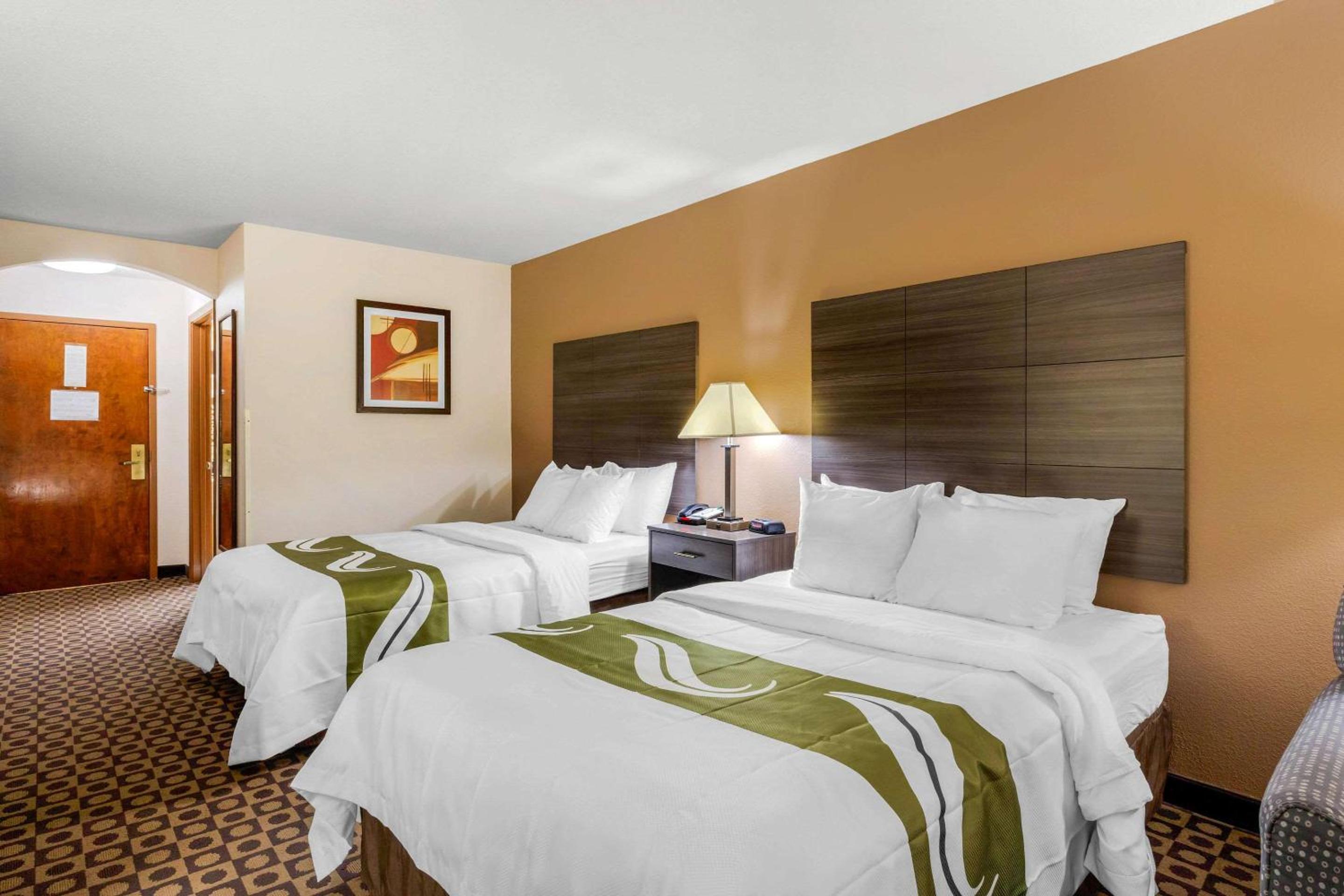 Double Room with Two Double Beds - Non-Smoking - Photo 1
