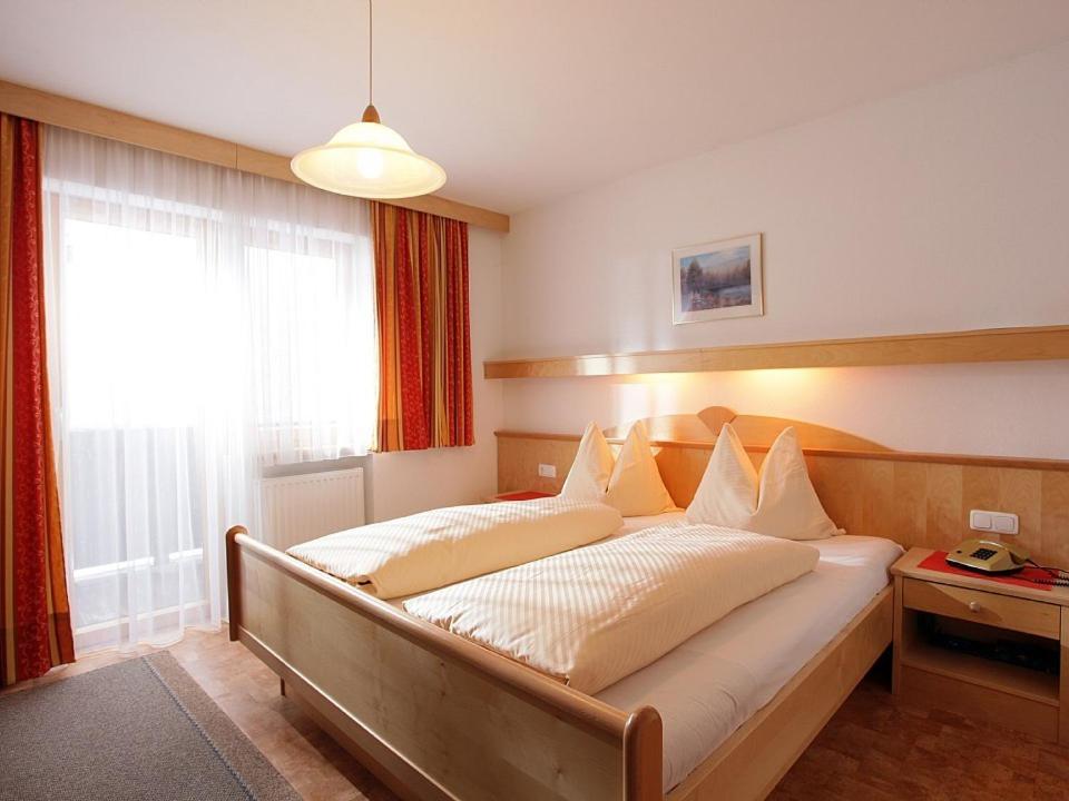 Standard Double Room with Balcony photo 3