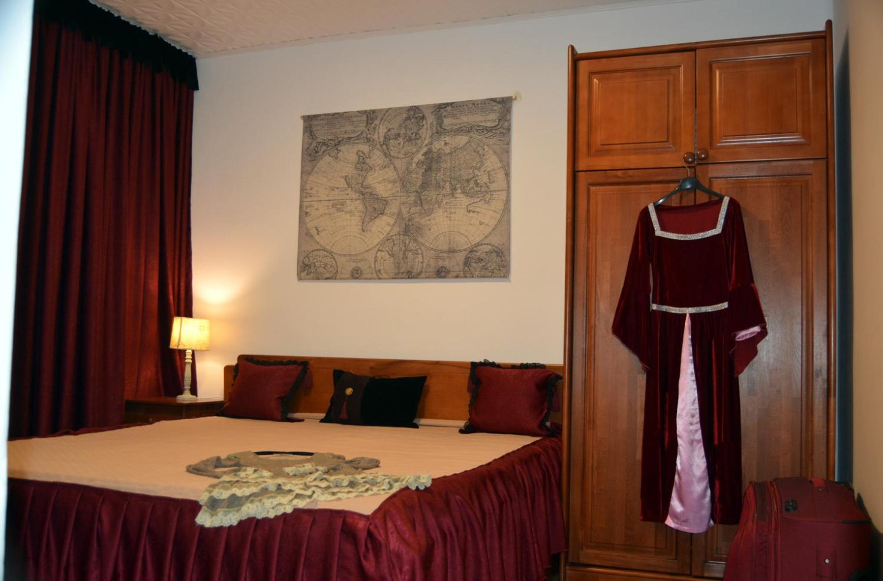 Two-Bedroom Apartment - Photo 15