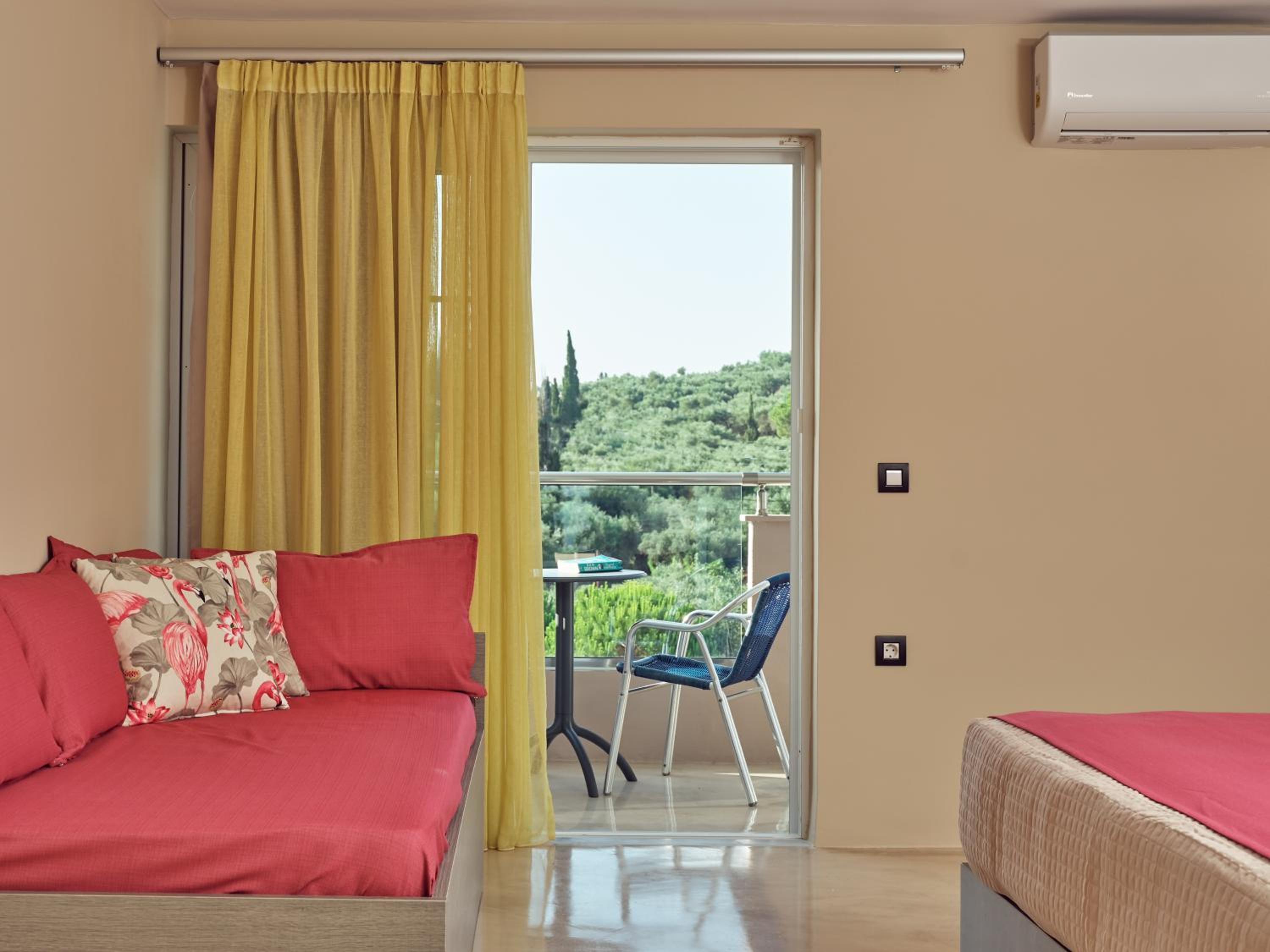 Family Room with Balcony photo 2