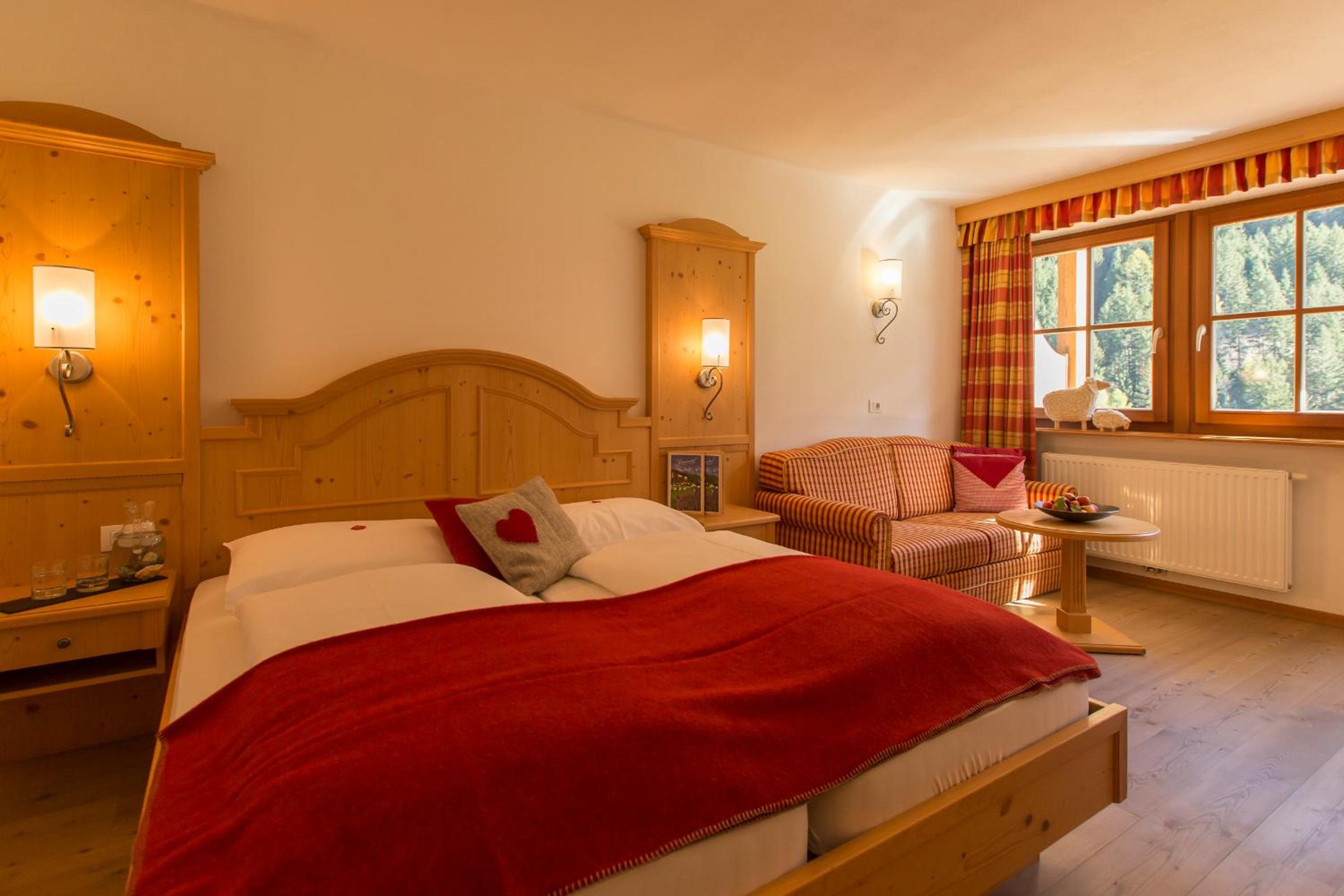 Double Room with Balcony - Photo 6