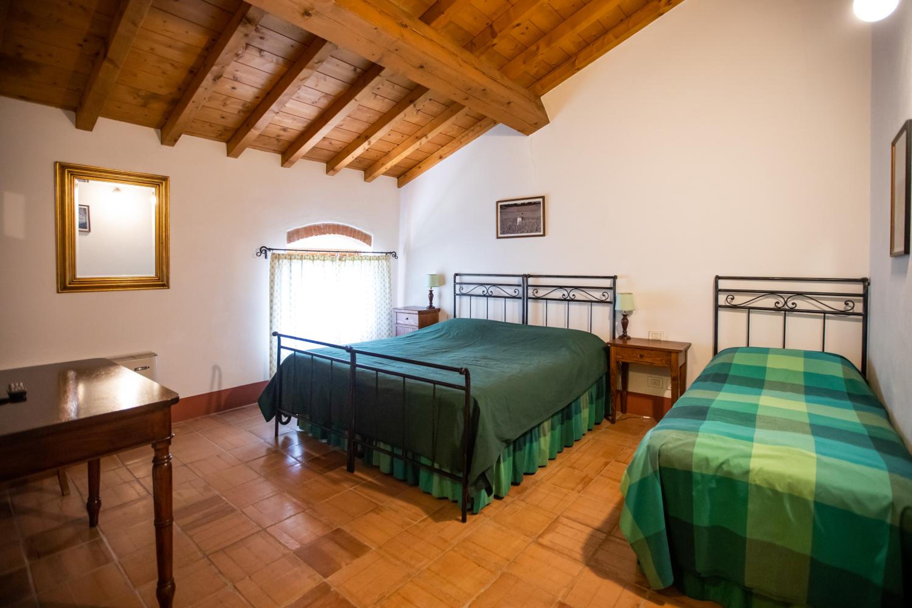 Triple Room with Garden View - Photo 5