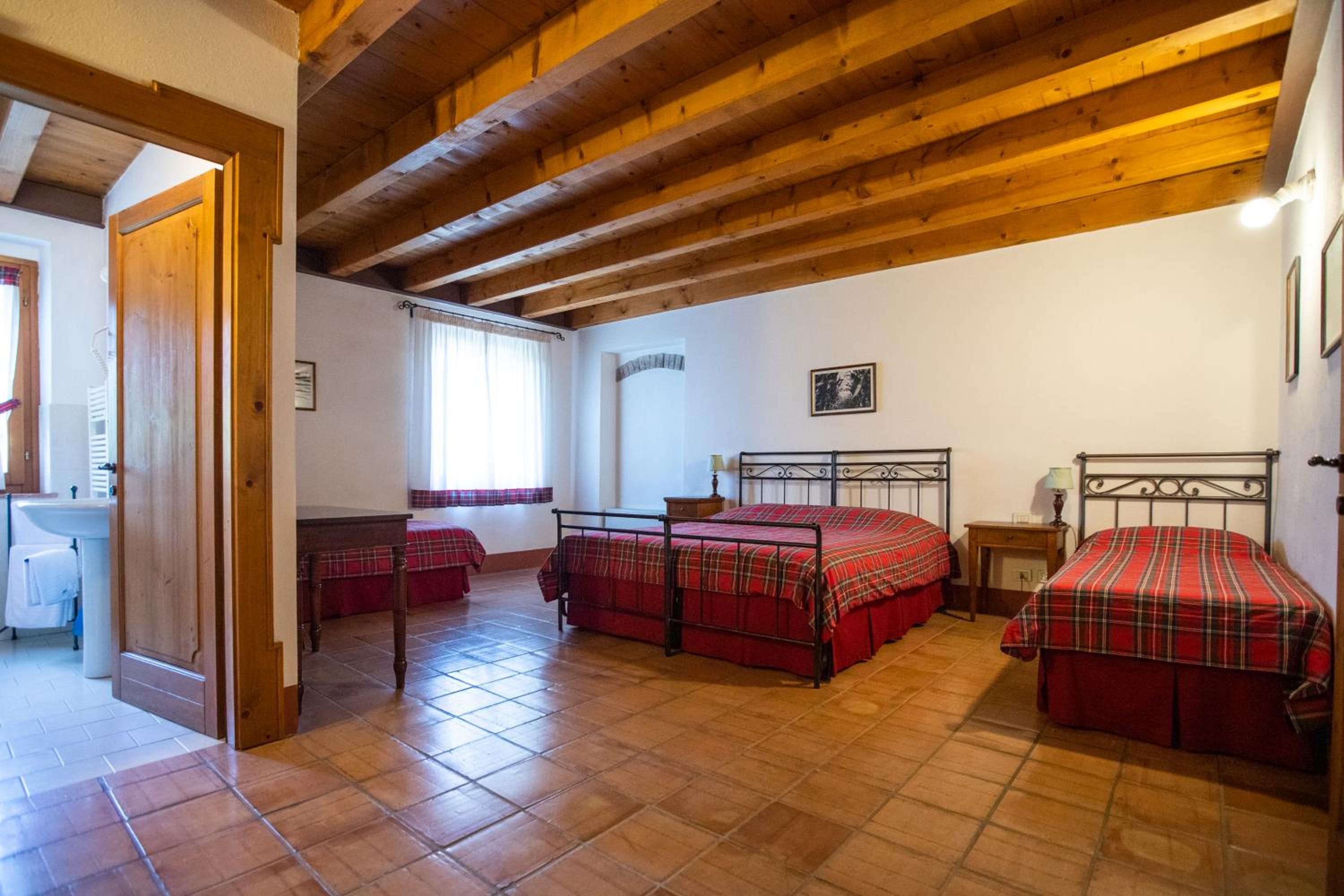 Quadruple Room with Garden View photo 3