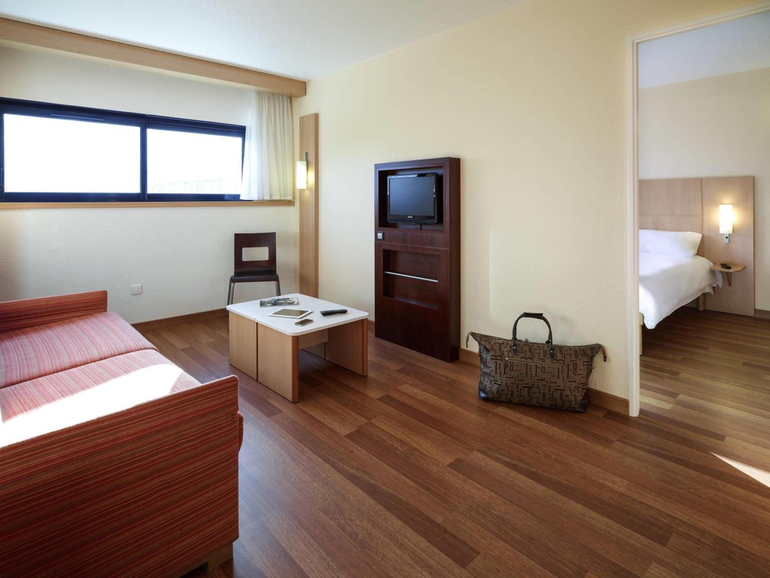 Superior Room with Double Bed and Sofa