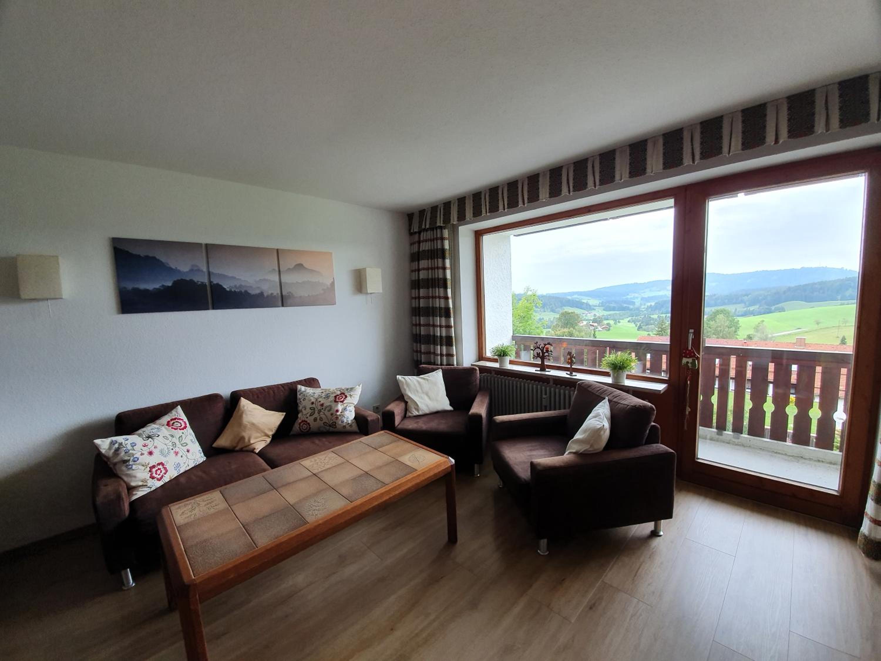 Apartment with Mountain View photo 1
