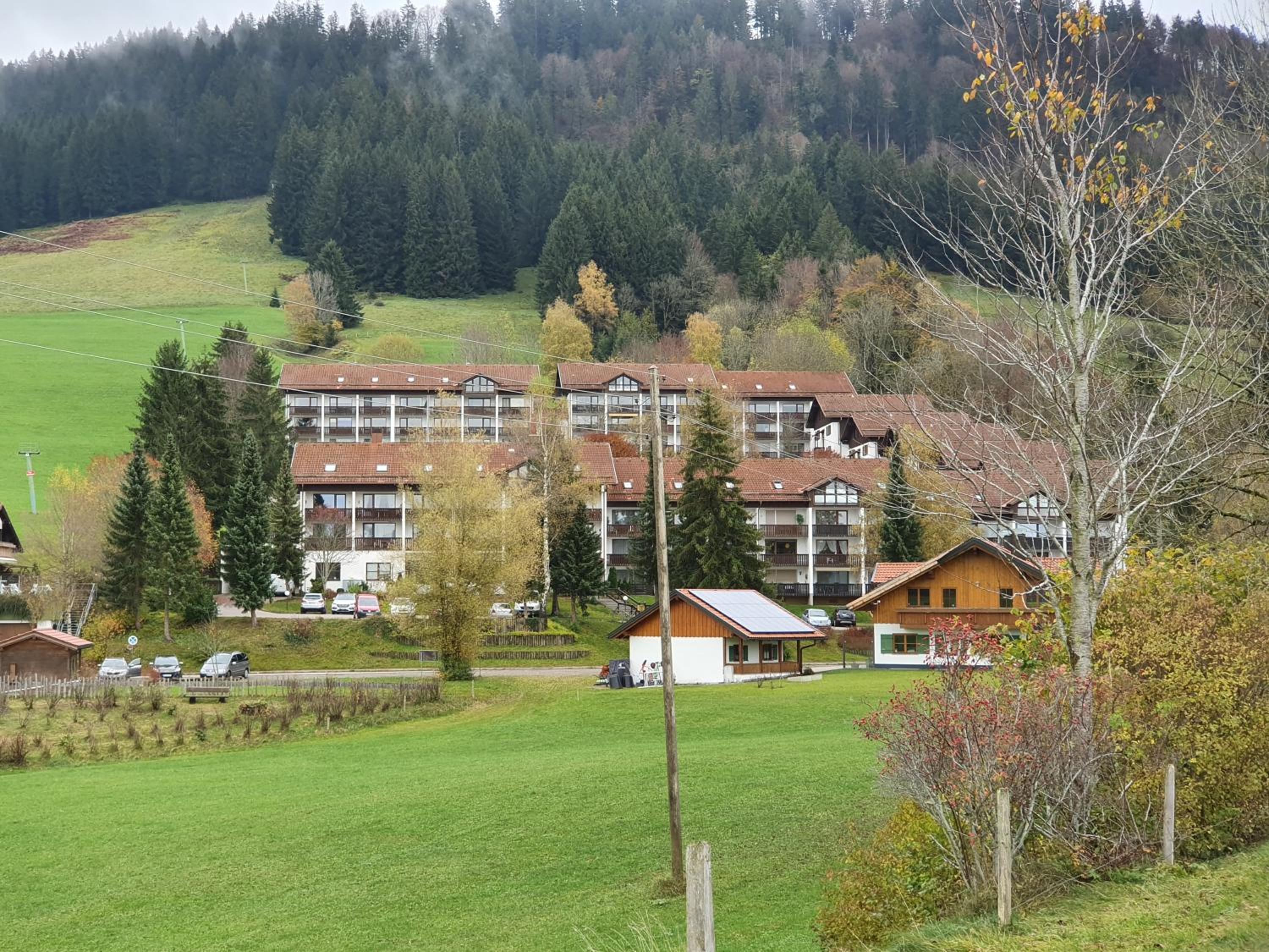 Apartment with Mountain View photo 3