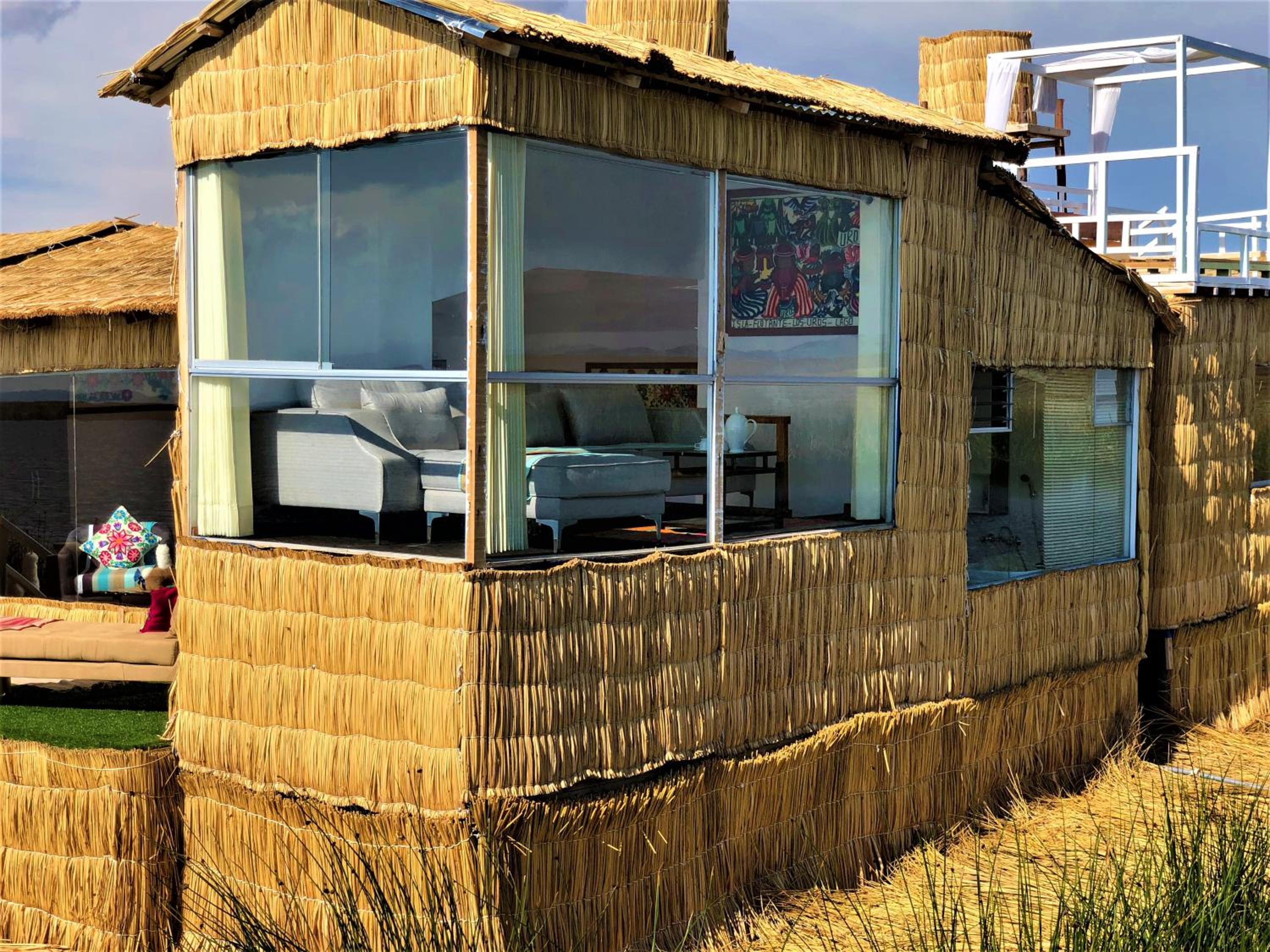Deluxe Double or Twin Room with Lake View photo 2