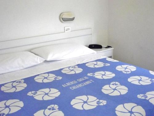 Double or Twin Room photo 2