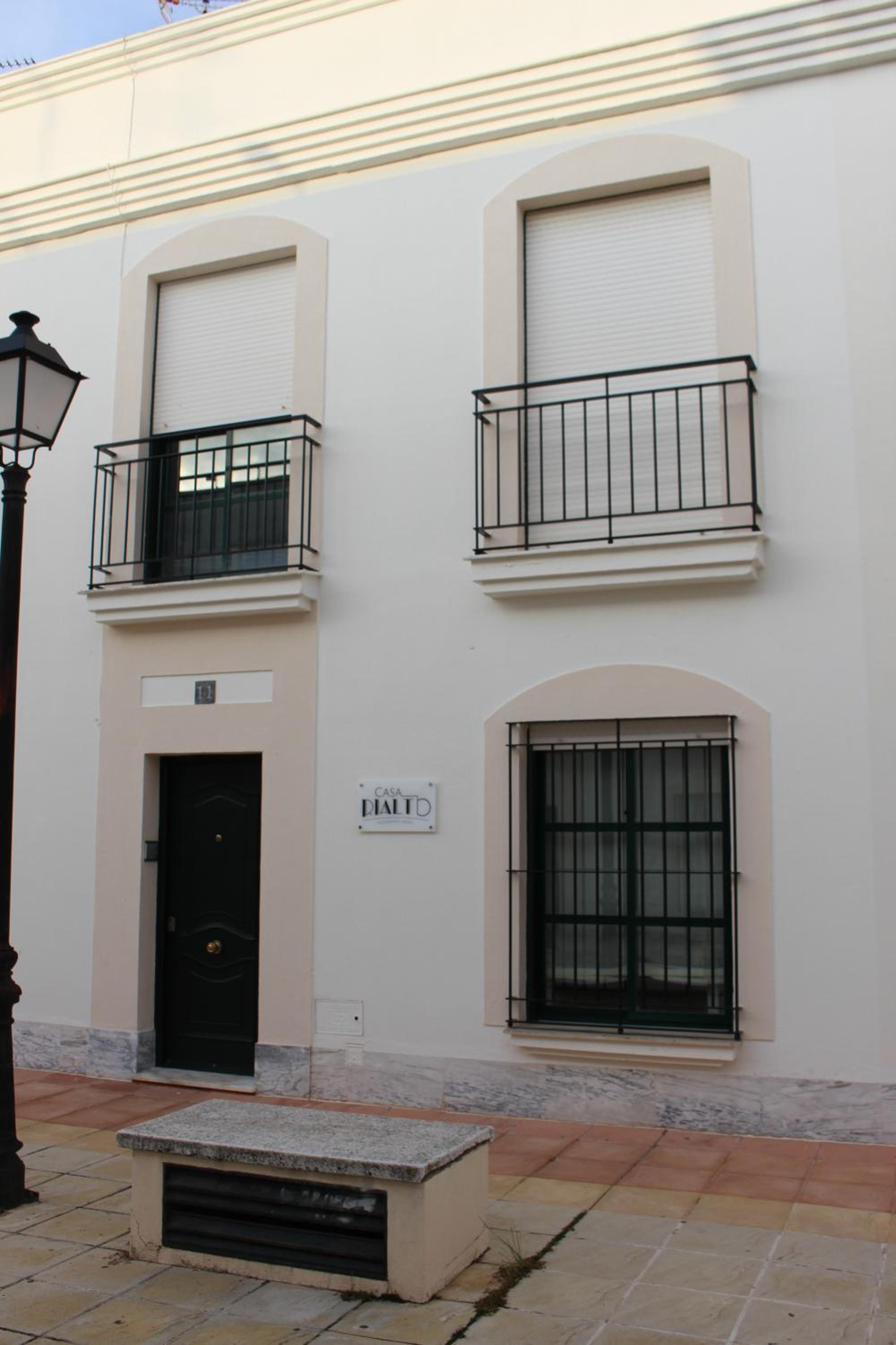 Four-Bedroom House photo 2