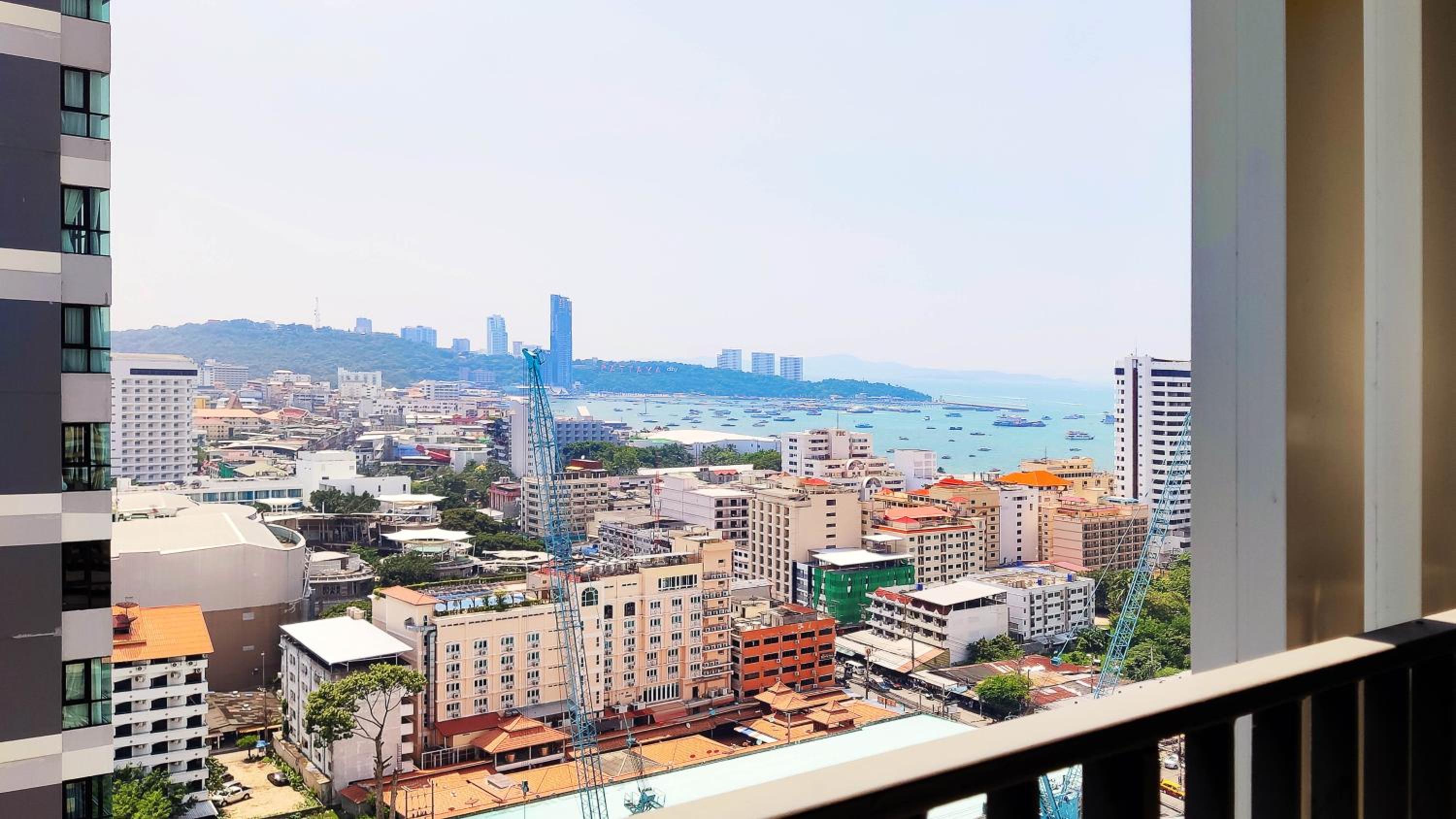 Apartment with Pool View  - Photo 6