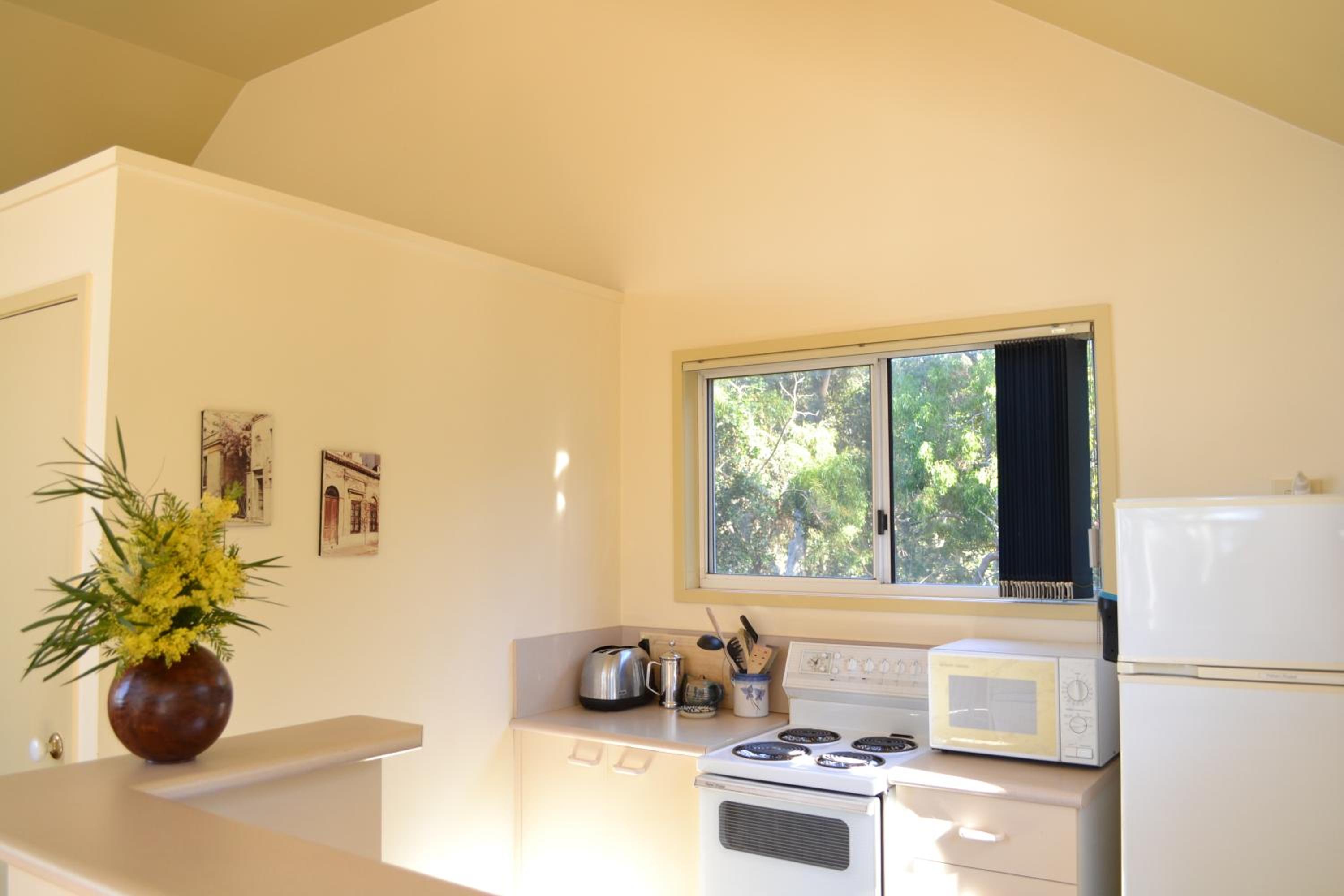 Cottage with Sea View - Eagles Nest Cottage photo 3
