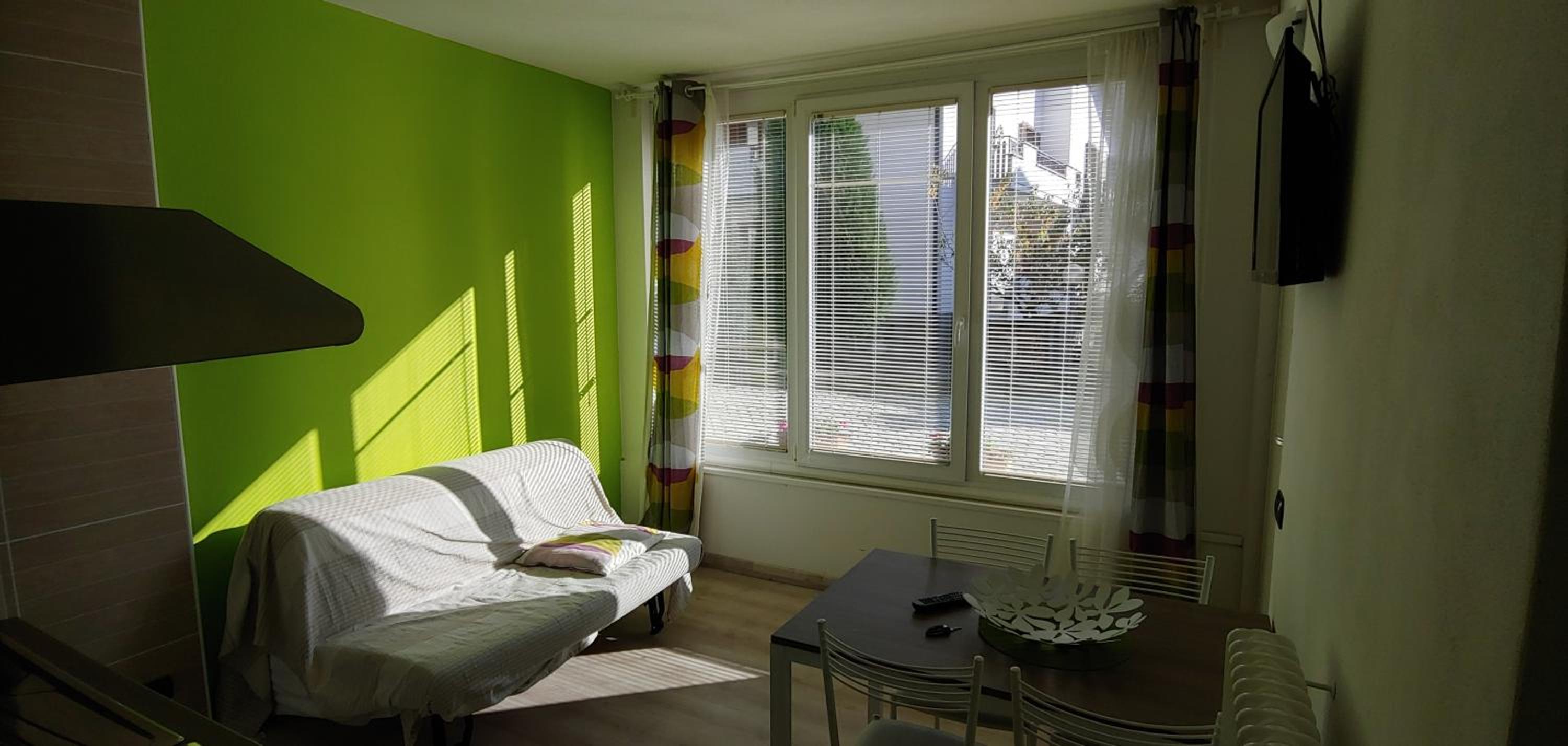One Bedroom Apartment Deluxe (Ground Floor) photo 1