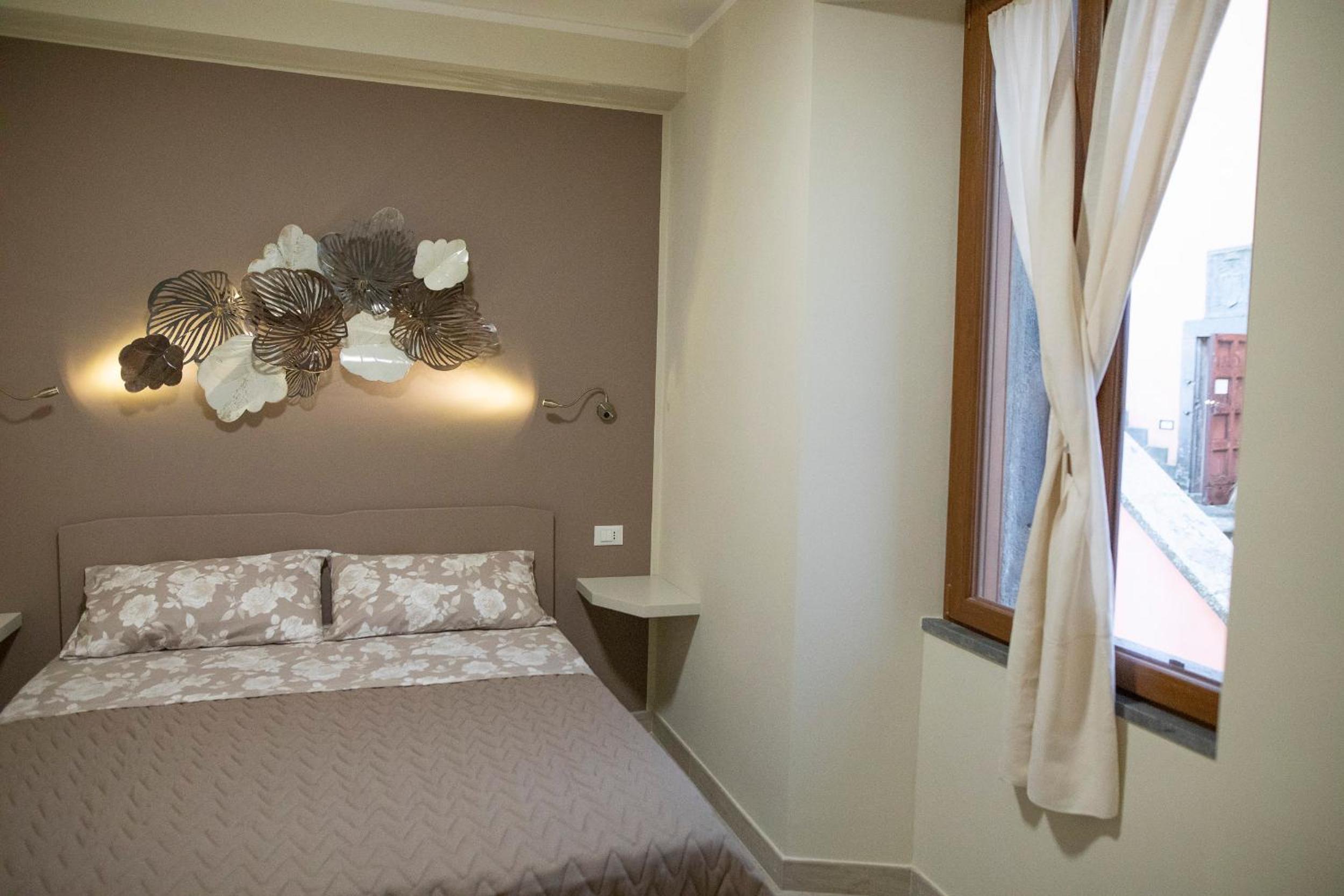 Double Room with Private Bathroom photo 3